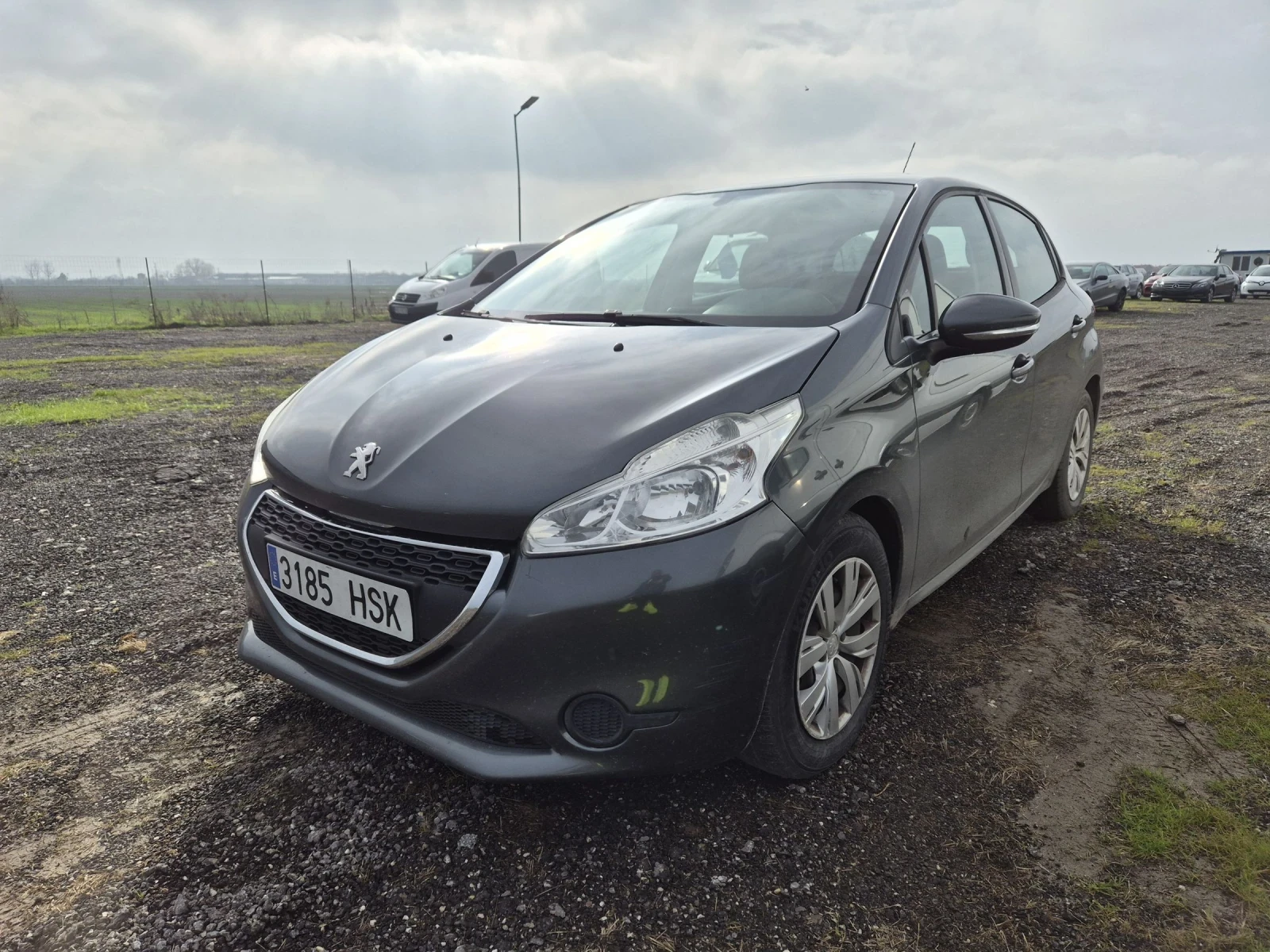 Peugeot 208, снимка 1