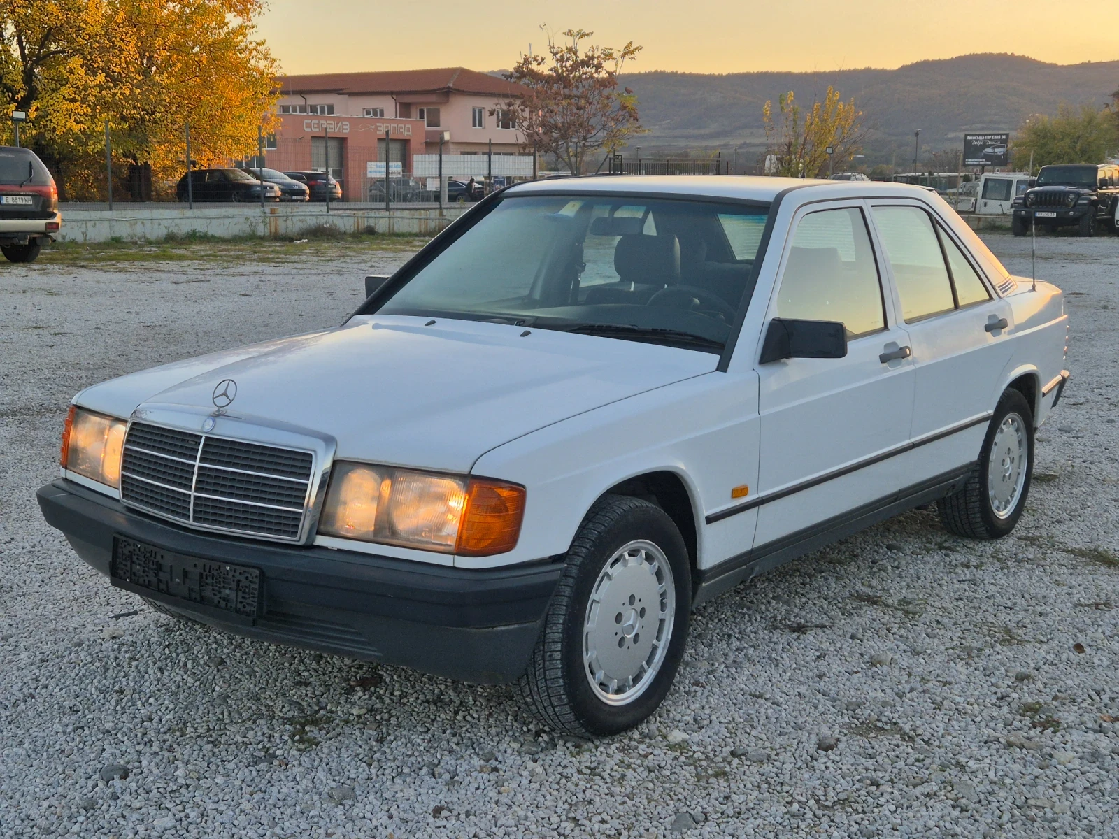 Mercedes-Benz 190 2.0i 122ps. VNOS ITALY, снимка 1