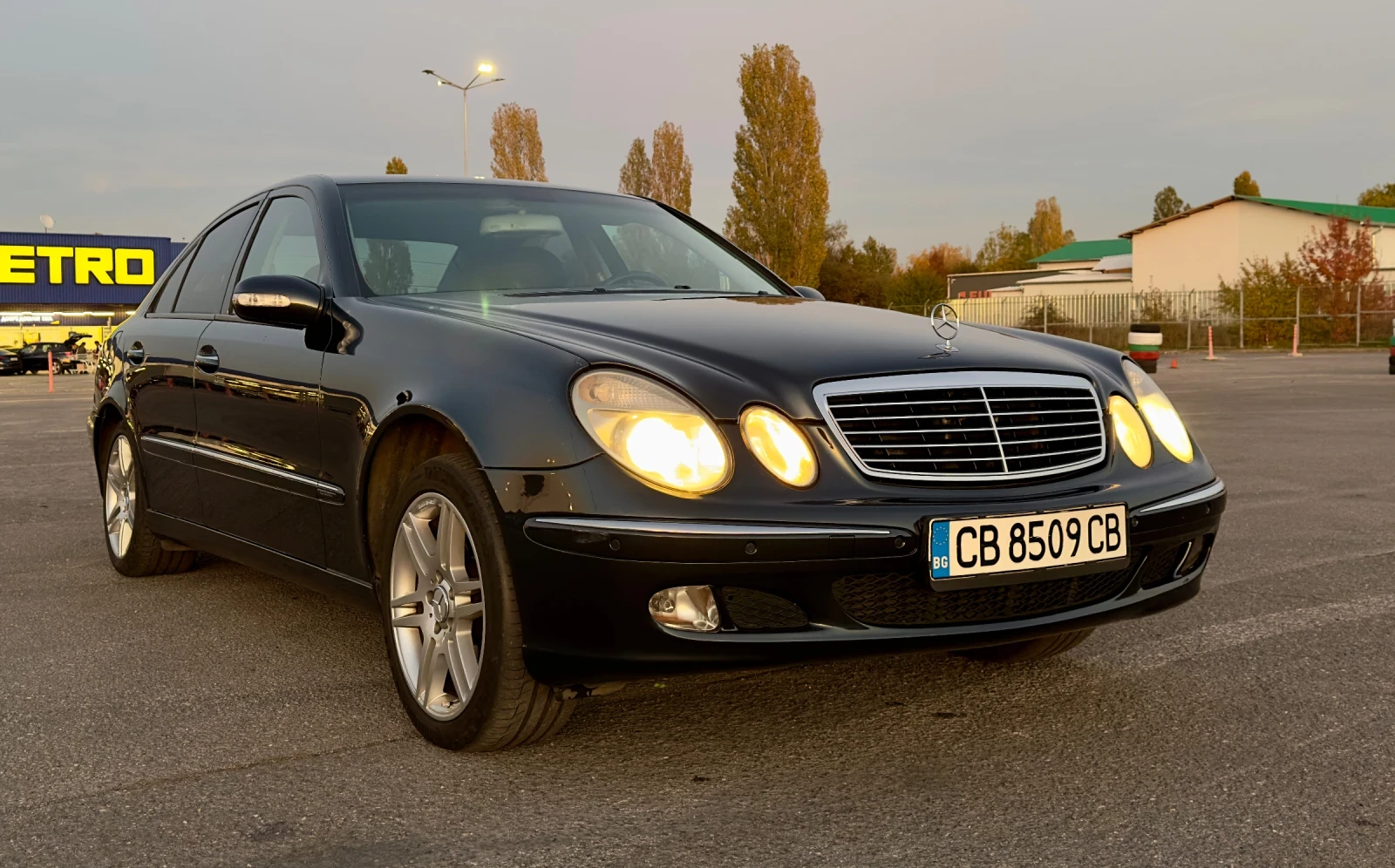 Mercedes-Benz E 220 MERCEDES E220 ELEGANCE TOP СЪСТОЯНИЕ! - изображение 2