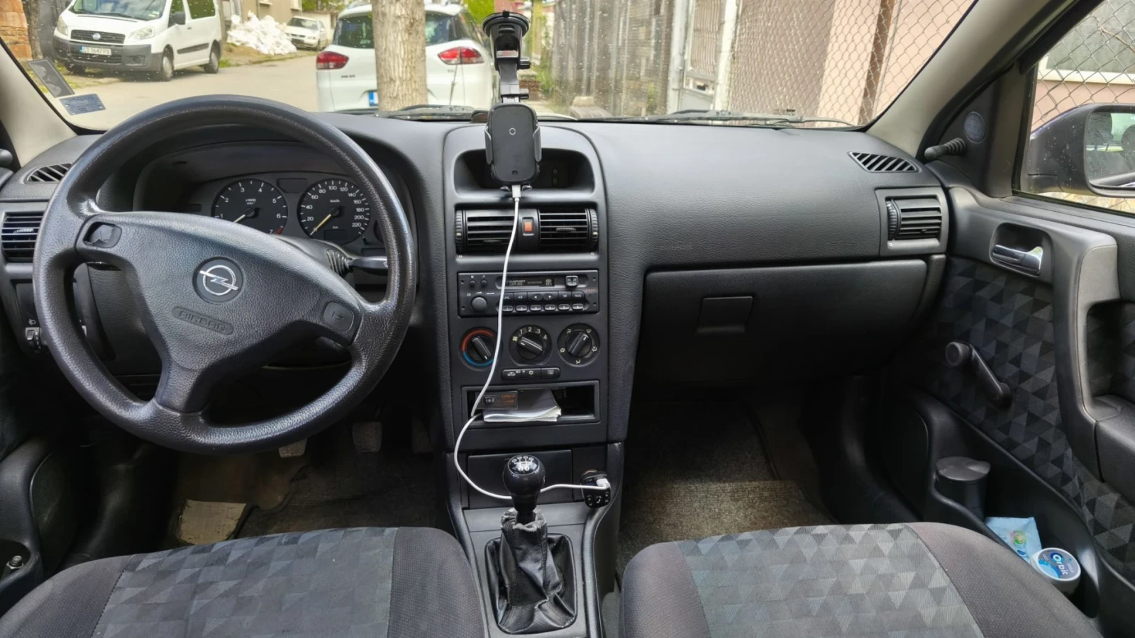 Opel Astra 1, 6 - изображение 10