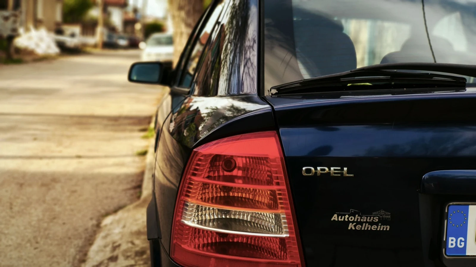 Opel Astra 1, 6 - изображение 4