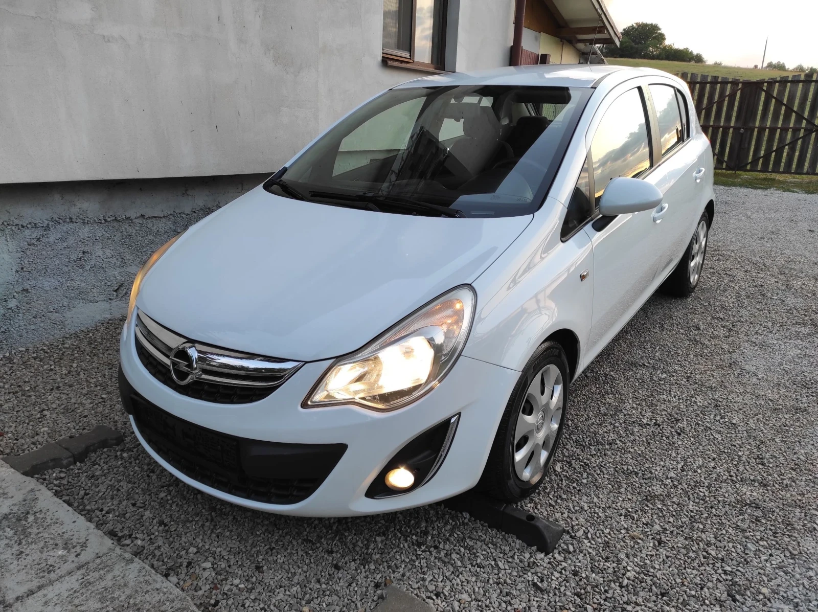 Opel Corsa /// BENZIN / GAS / EURO 5  | Mobile.bg   1