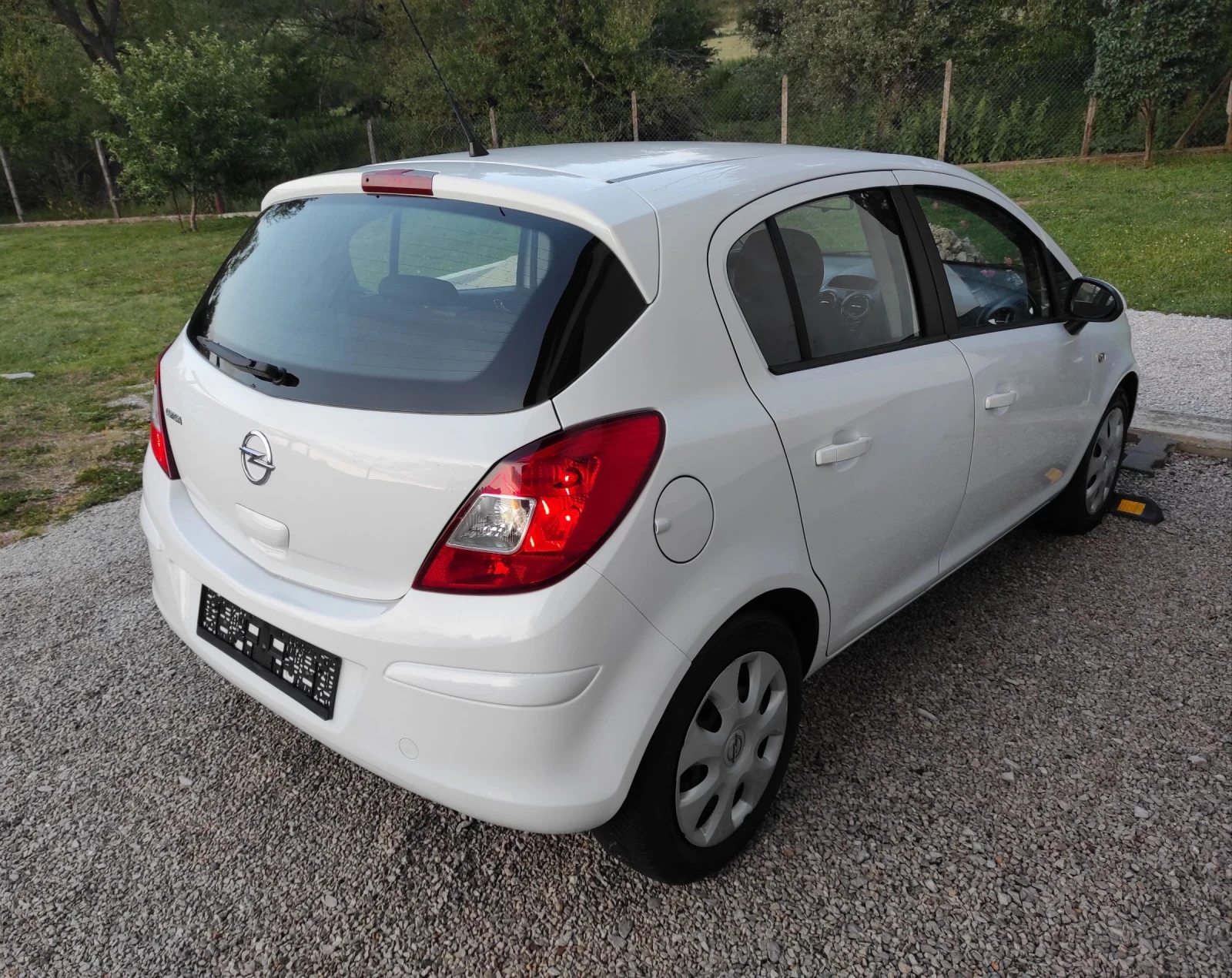 Opel Corsa /// BENZIN / GAS / EURO 5  - изображение 3