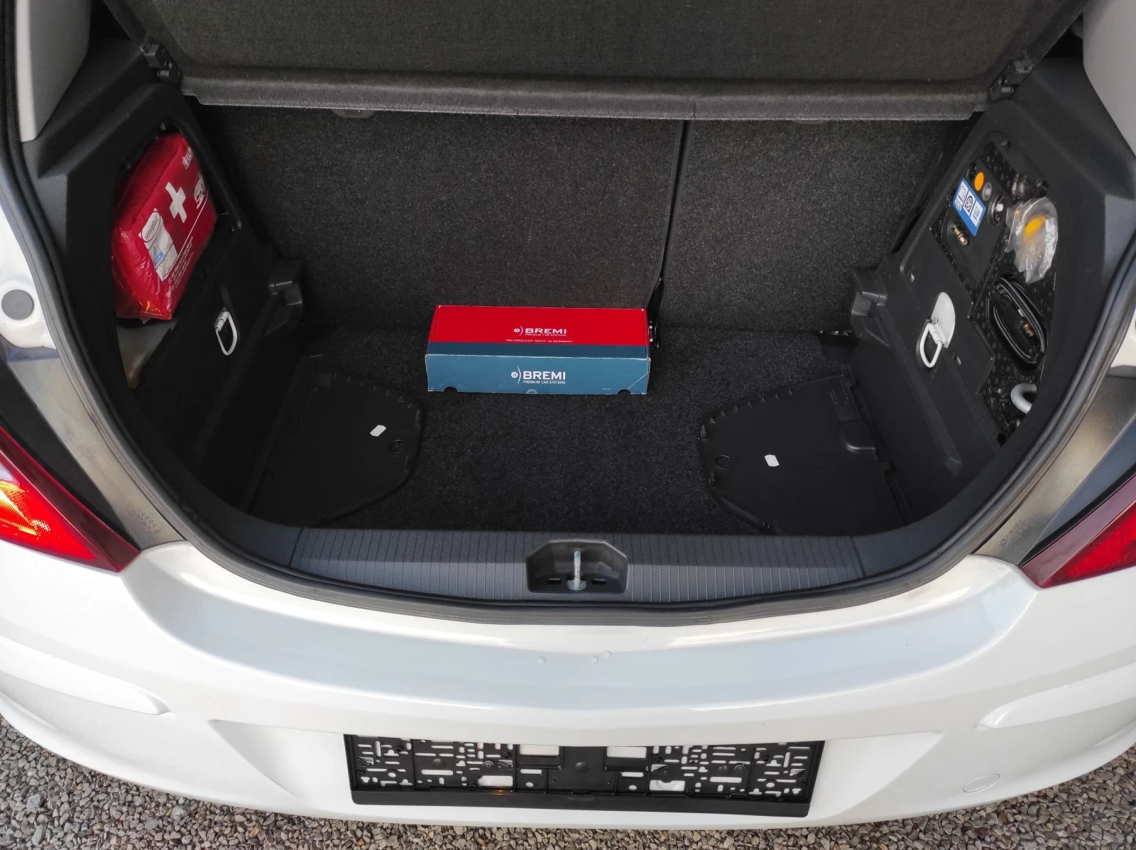 Opel Corsa /// BENZIN / GAS / EURO 5  | Mobile.bg   11