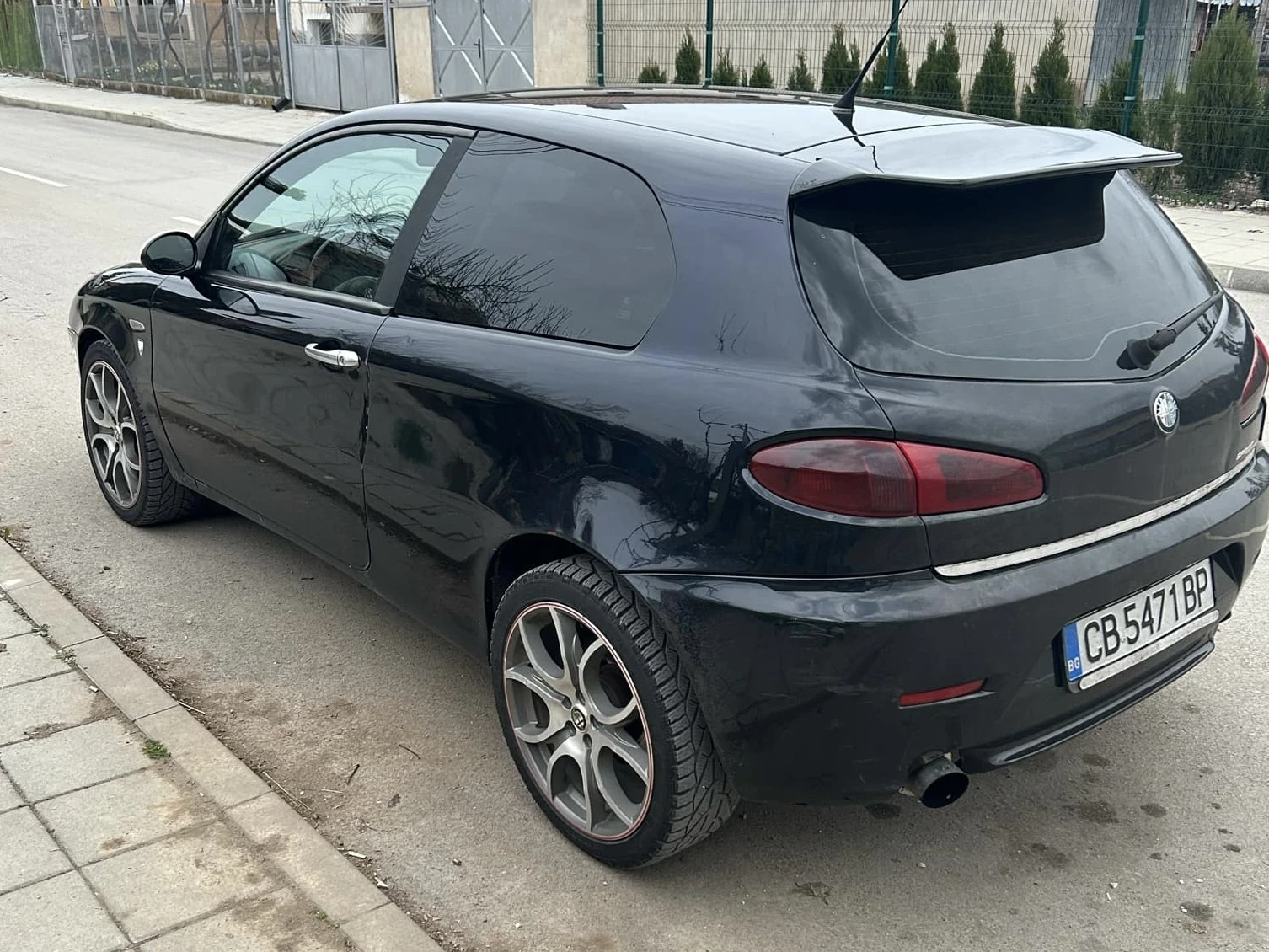 Alfa Romeo 147 1.9 JTD DUCATI CORSE - изображение 2