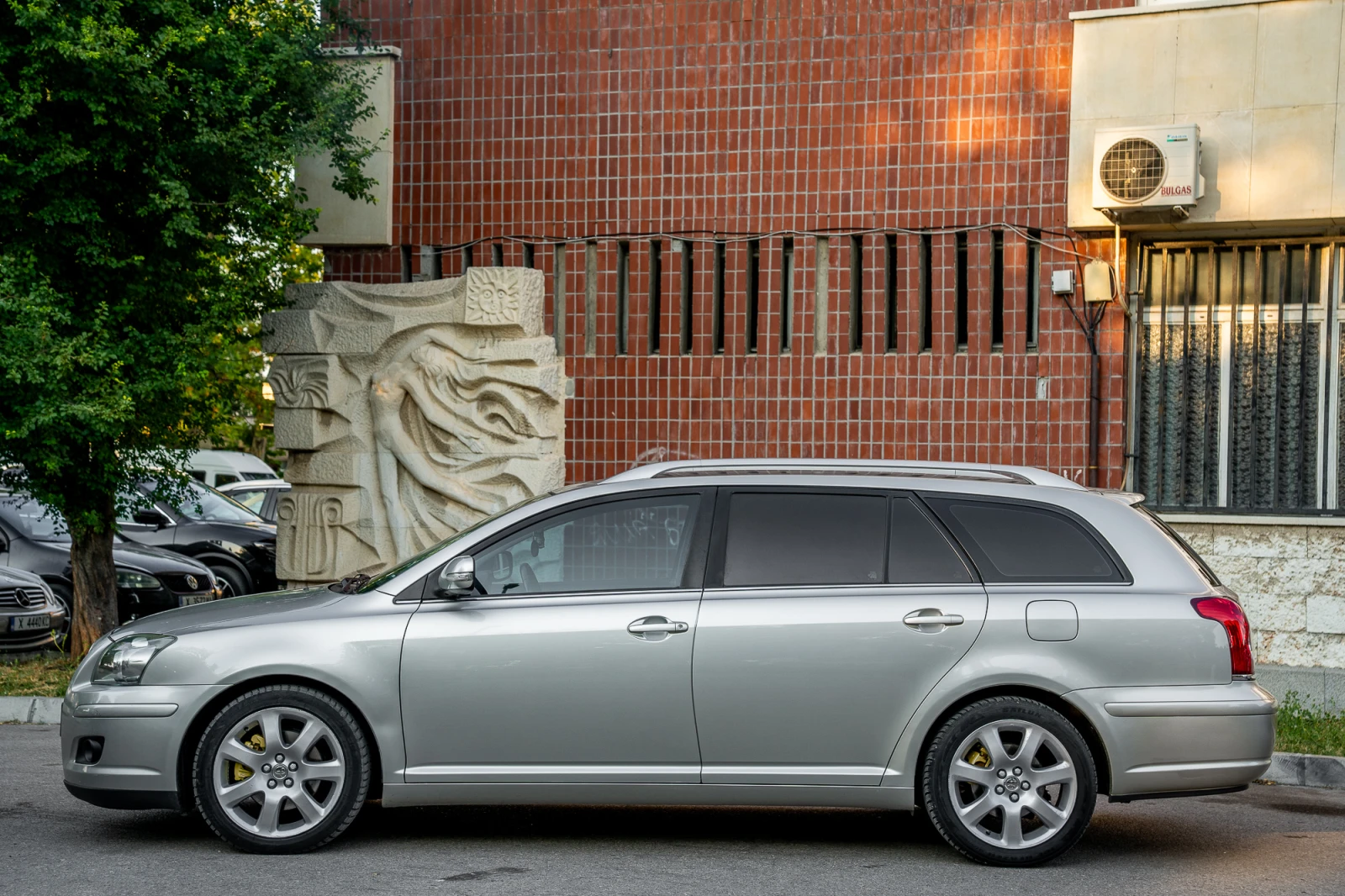 Toyota Avensis  - изображение 8