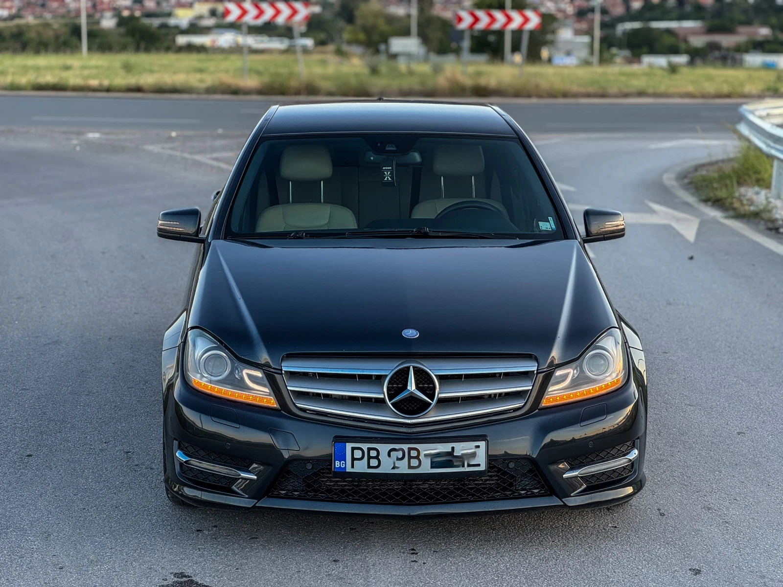 Mercedes-Benz C 250 4 MATIC AMG  - изображение 2