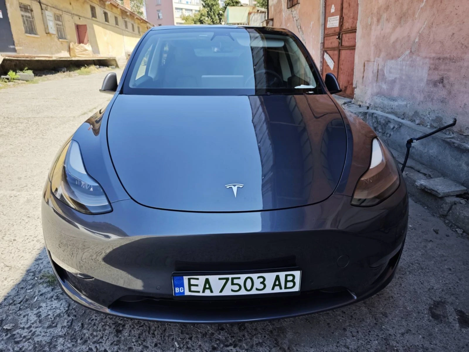 Tesla Model Y Dual motor, Long range, 4x4 - изображение 10