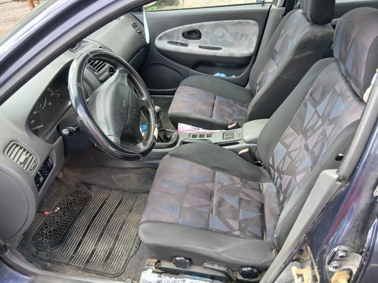 Mitsubishi Carisma  - изображение 7