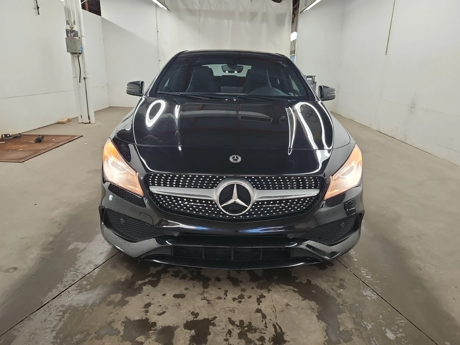 Mercedes-Benz CLA 250 4MATIC * * CARFAX * * АВТО КРЕДИТ * *  - изображение 3