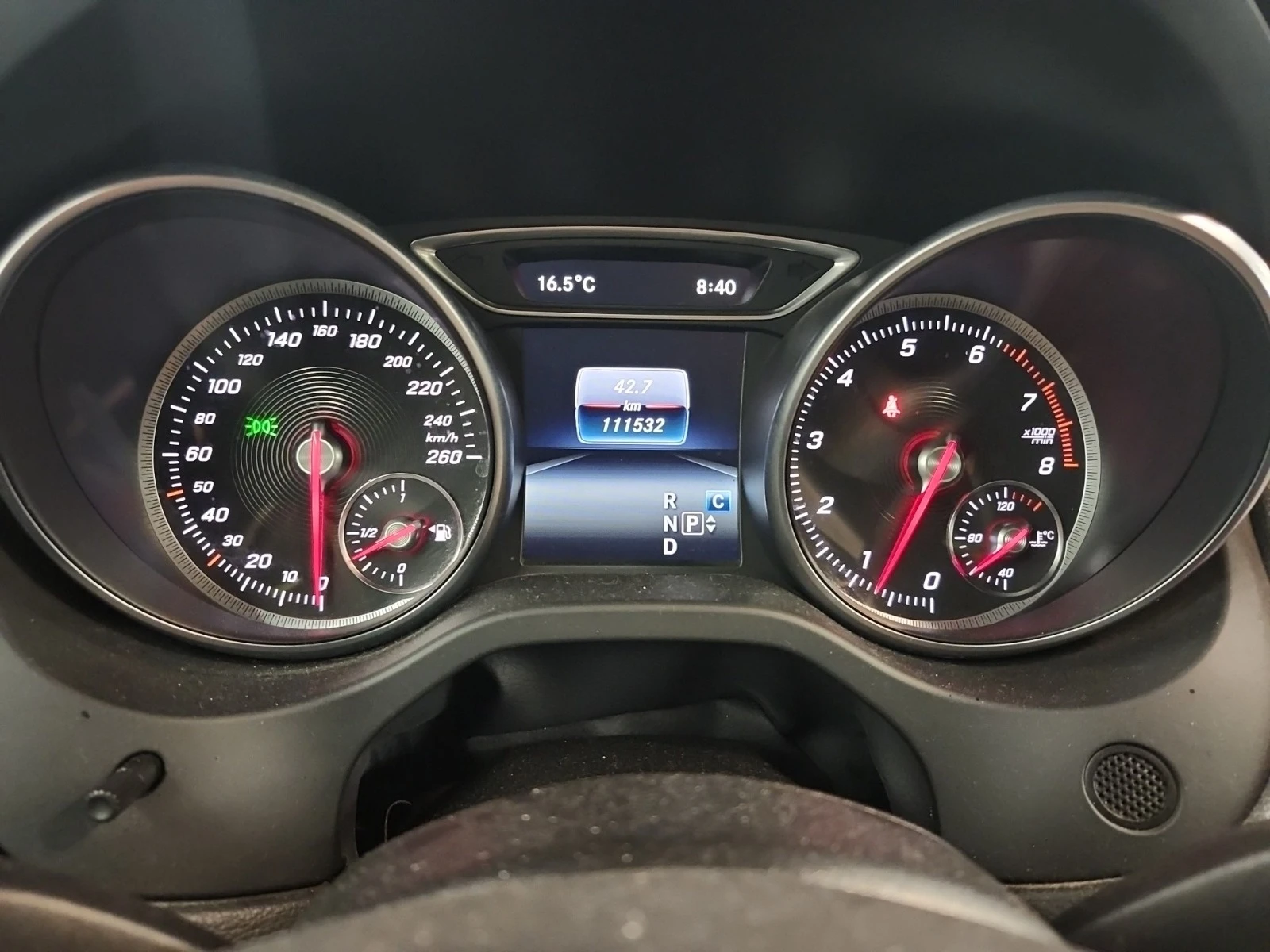 Mercedes-Benz CLA 250 4MATIC * * CARFAX * * АВТО КРЕДИТ * *  - изображение 9