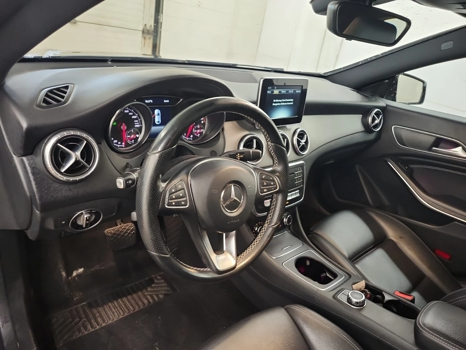 Mercedes-Benz CLA 250 4MATIC * * CARFAX * * АВТО КРЕДИТ * *  - изображение 8