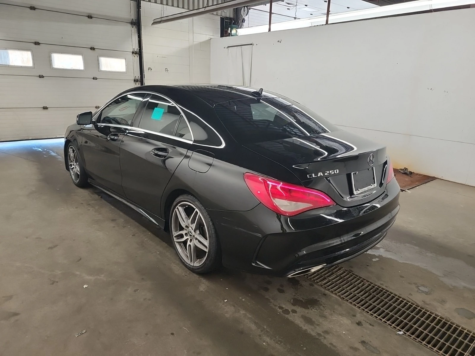 Mercedes-Benz CLA 250 4MATIC * * CARFAX * * АВТО КРЕДИТ * *  - изображение 5