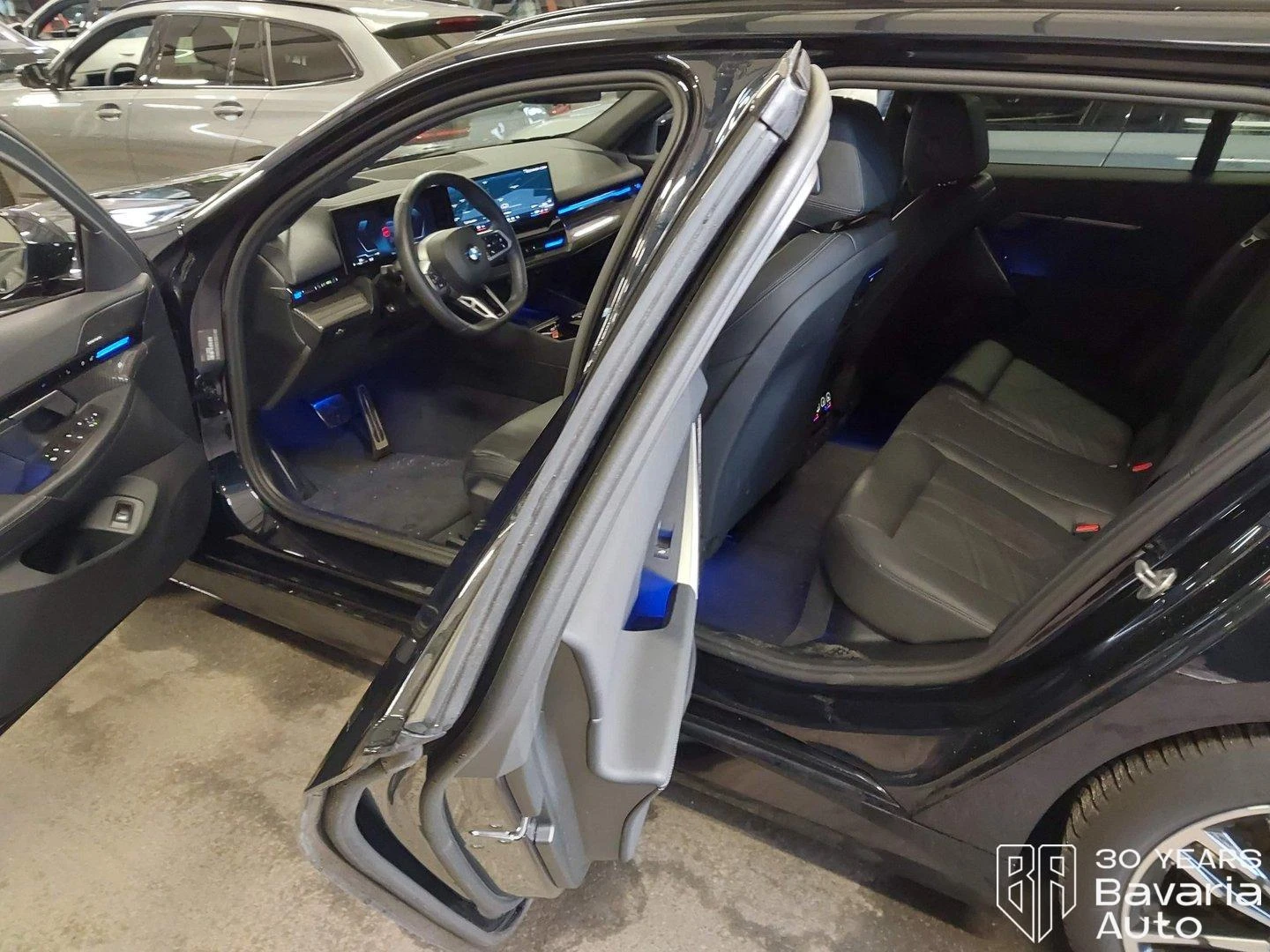 BMW 520 i Touring M Sport Paket Steptronic - изображение 5