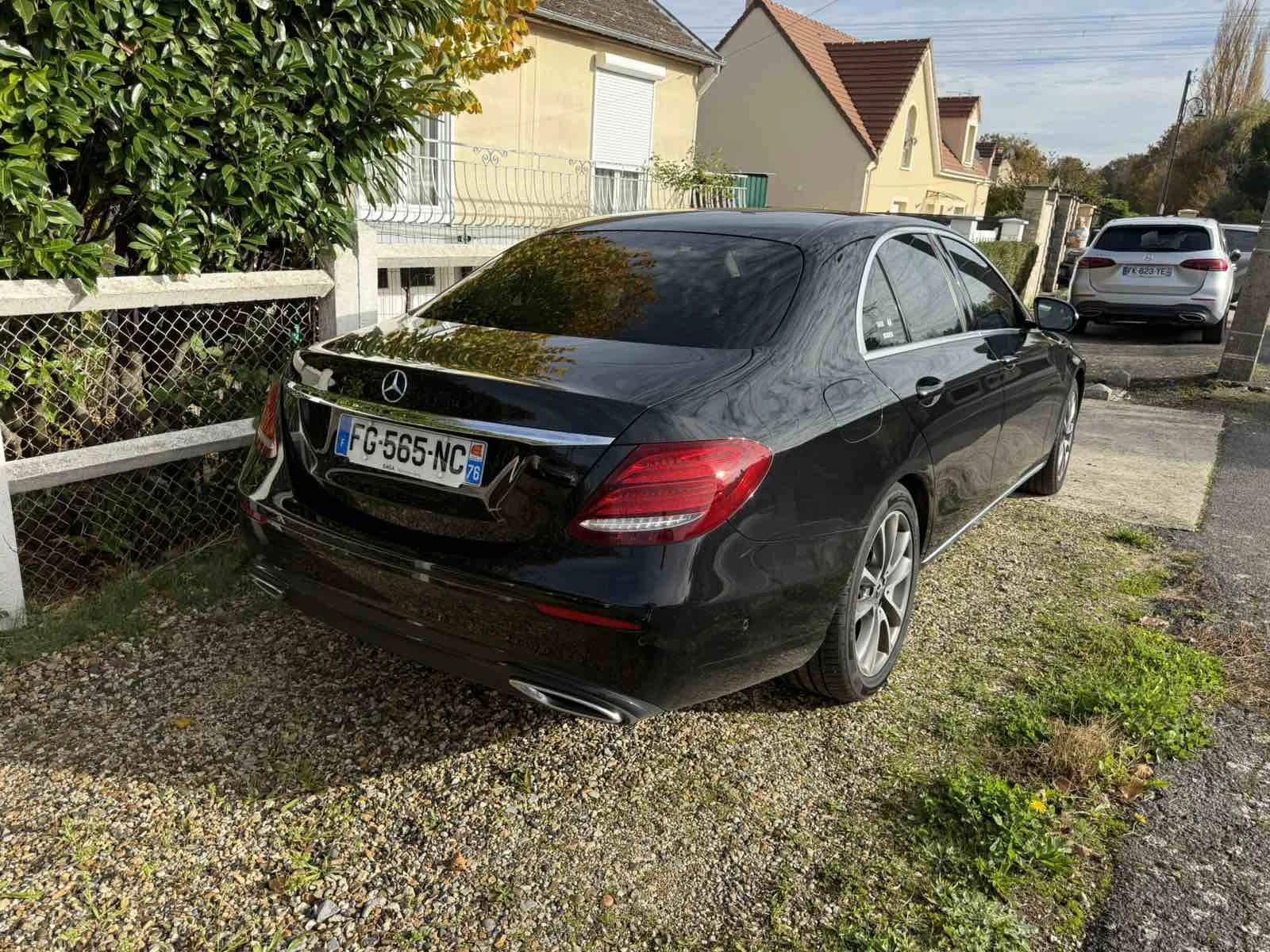 Mercedes-Benz E 220 D EXECUTIVE AVANTGARDE 9G 194 - изображение 2