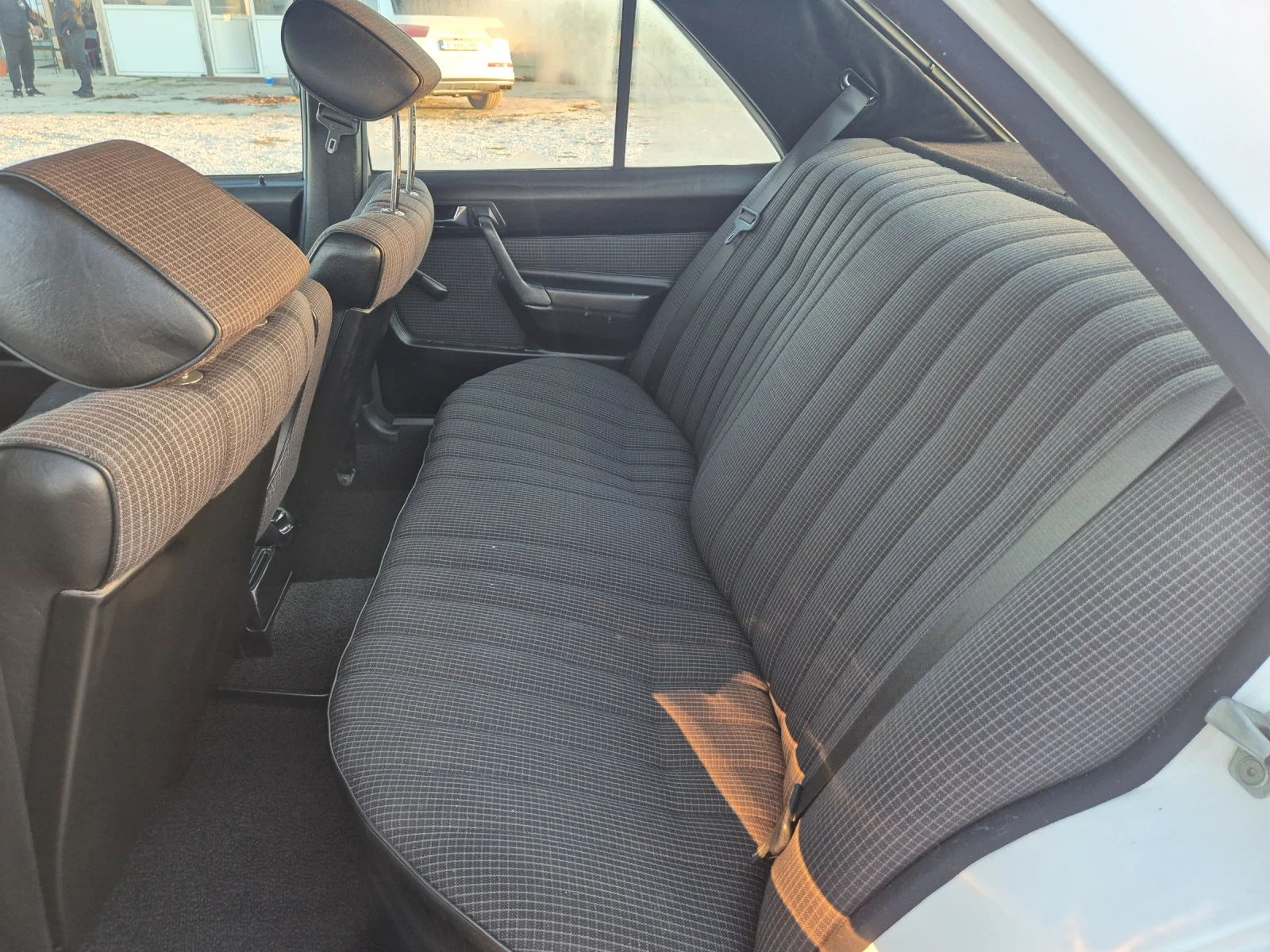 Mercedes-Benz 190 2.0i 122ps. VNOS ITALY | Mobile.bg � ����������� 10