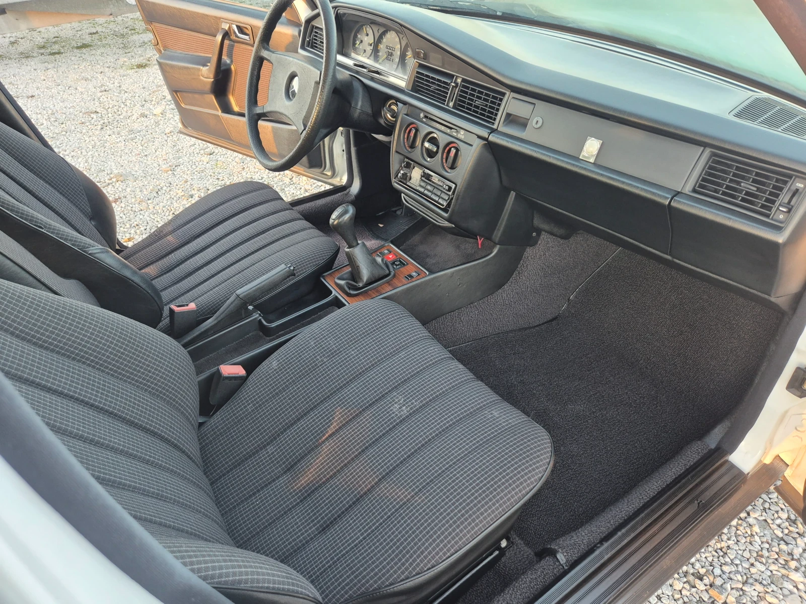 Mercedes-Benz 190 2.0i 122ps. VNOS ITALY | Mobile.bg � ����������� 7