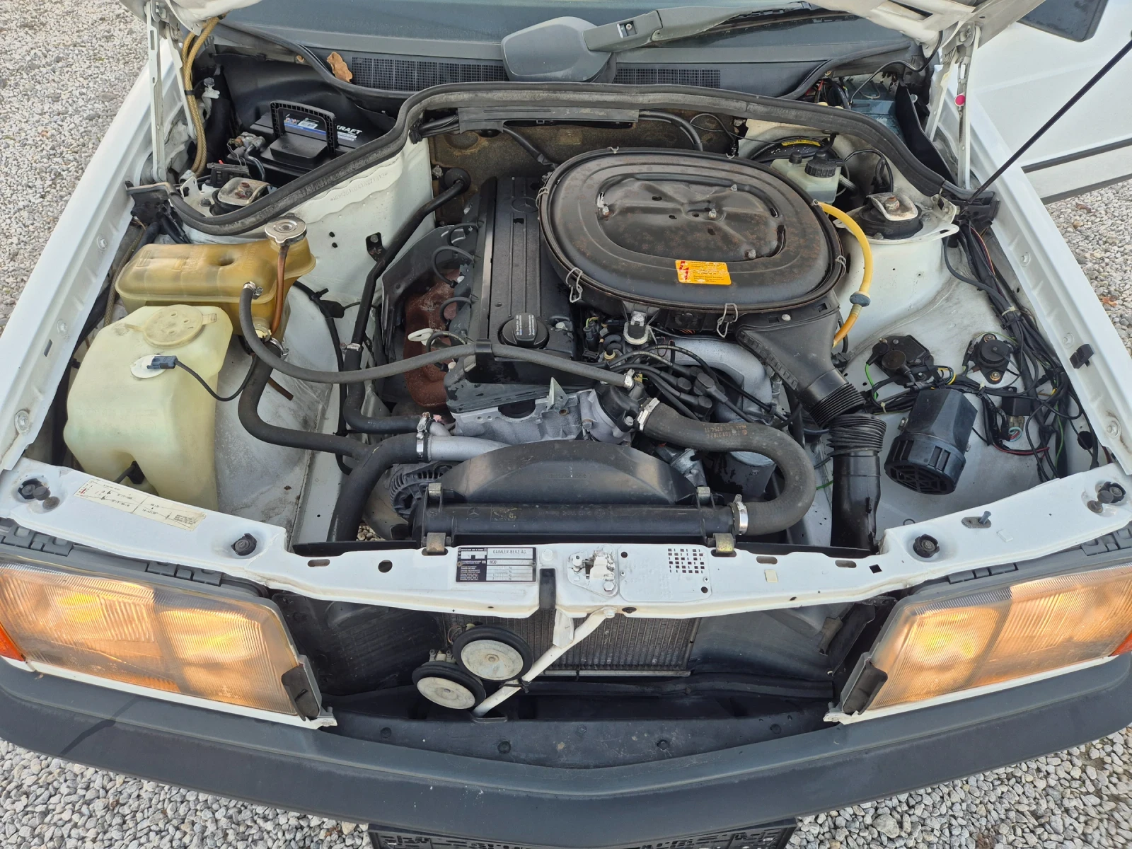 Mercedes-Benz 190 2.0i 122ps. VNOS ITALY | Mobile.bg � ����������� 17