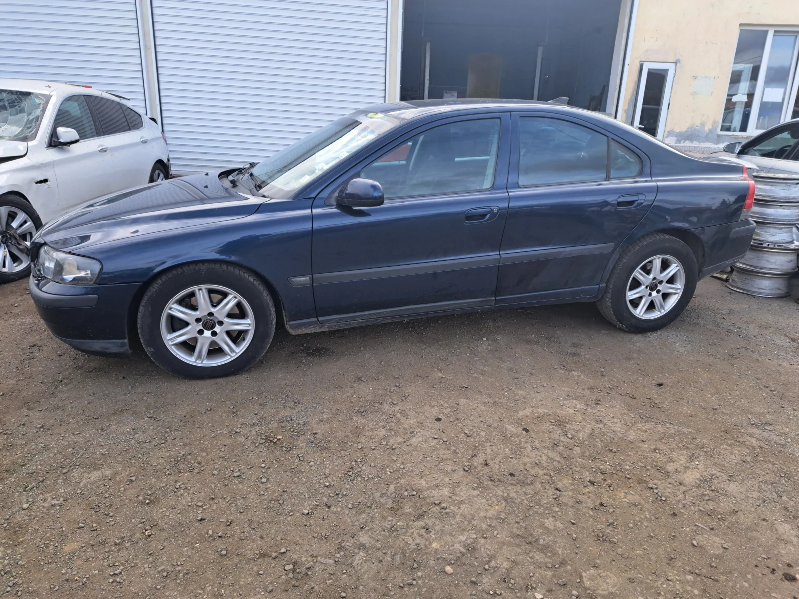 Volvo S60  - изображение 2