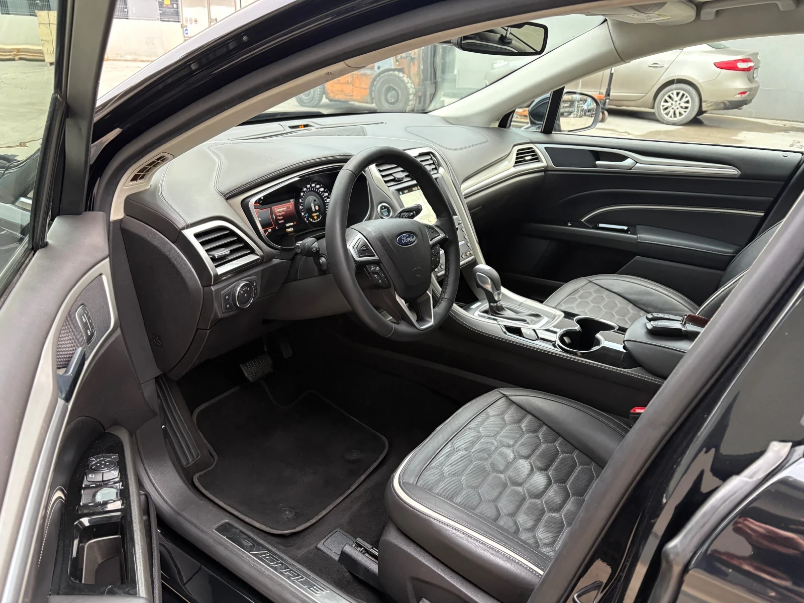 Ford Mondeo Vignale 2.0 diesel 150kc Euro 6 Automatic | Mobile.bg � ����������� 13