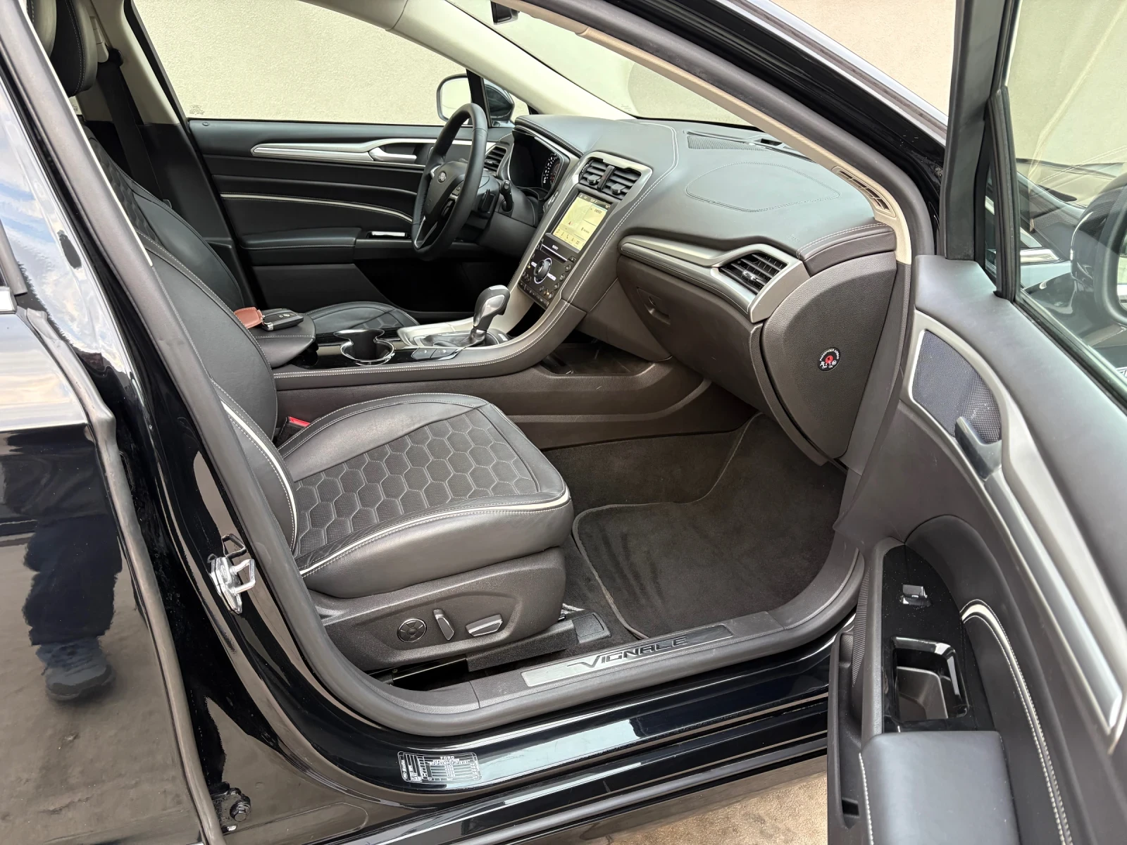 Ford Mondeo Vignale 2.0 diesel 150kc Euro 6 Automatic | Mobile.bg � ����������� 16
