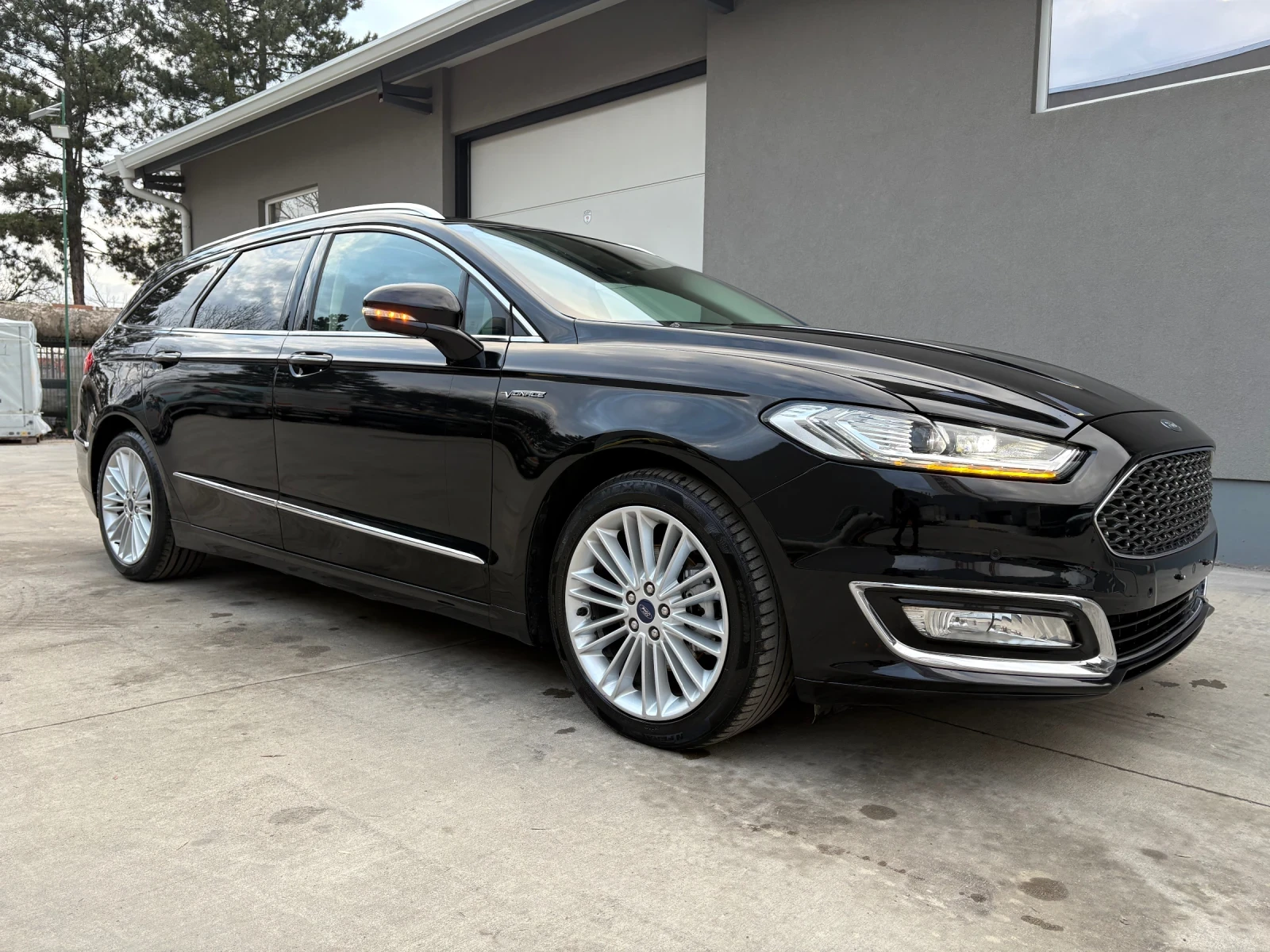 Ford Mondeo Vignale 2.0 diesel 150kc Euro 6 Automatic - изображение 10