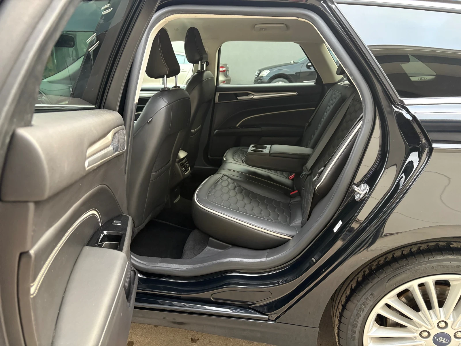 Ford Mondeo Vignale 2.0 diesel 150kc Euro 6 Automatic | Mobile.bg � ����������� 14