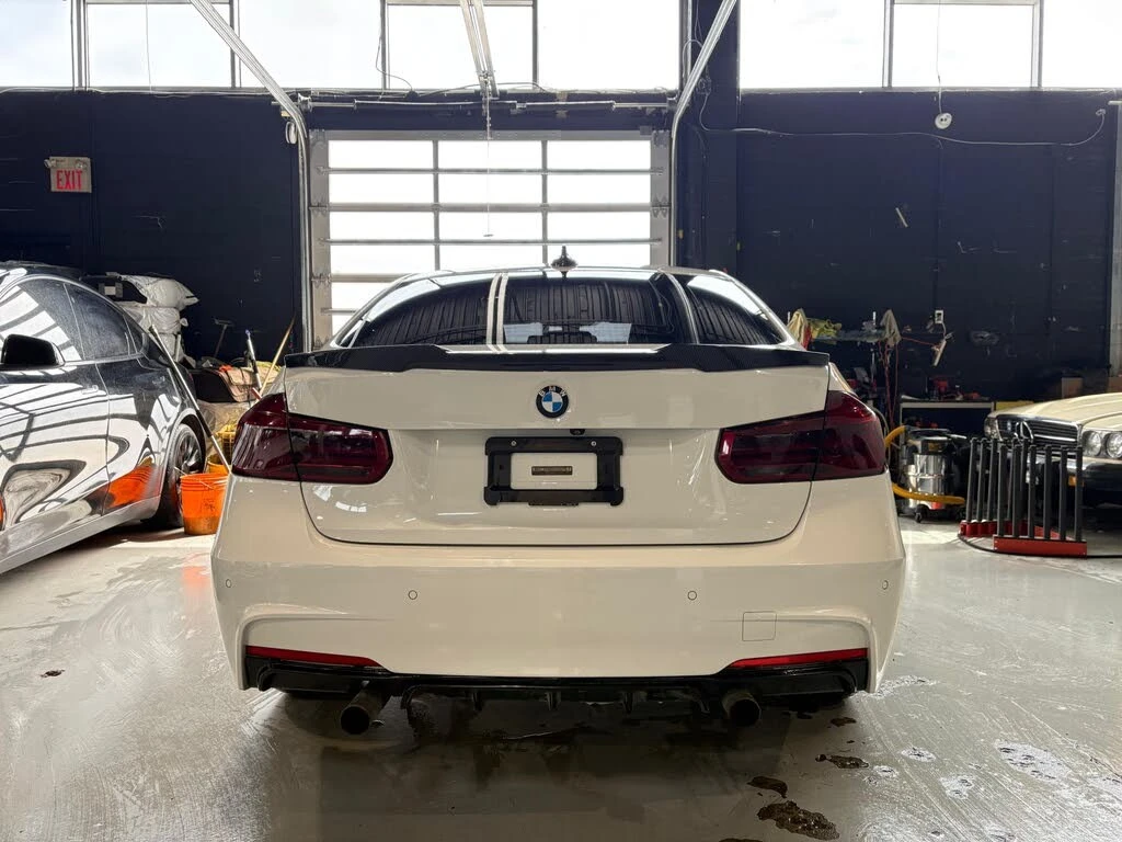 BMW 330 * xDrive * * HeadUp* AвтоКредит* (ЦЕНА ДО БГ), снимка 3 - Автомобили и джипове - 54112800