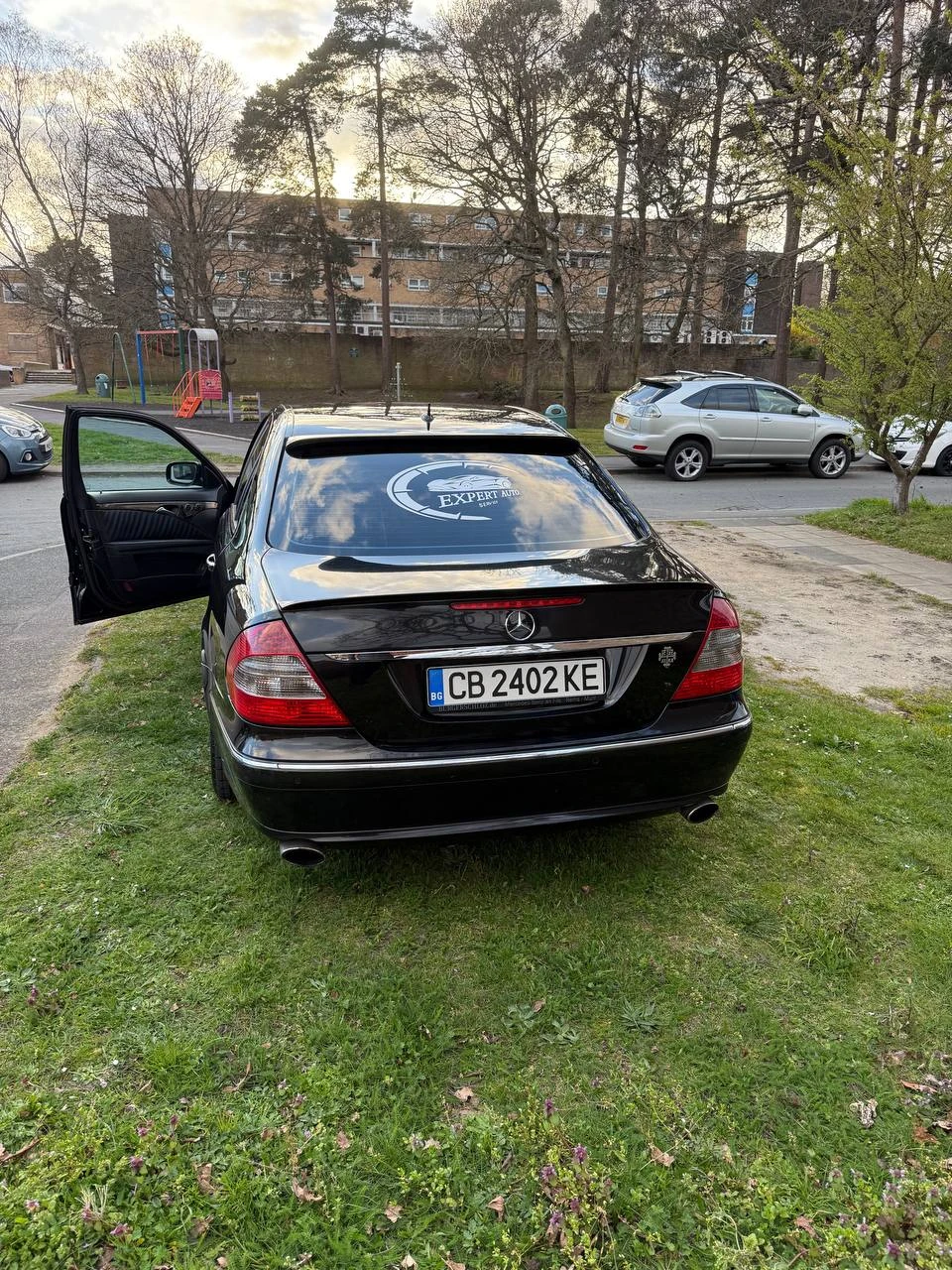 Mercedes-Benz E 280, снимка 2 - Автомобили и джипове - 54164501