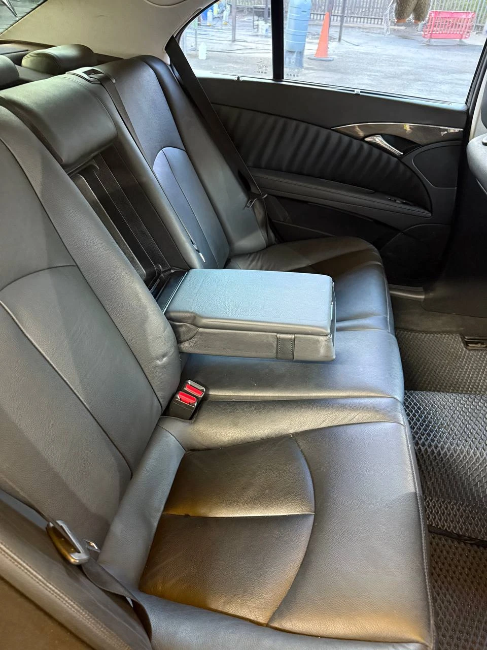 Mercedes-Benz E 280, снимка 8 - Автомобили и джипове - 54164501