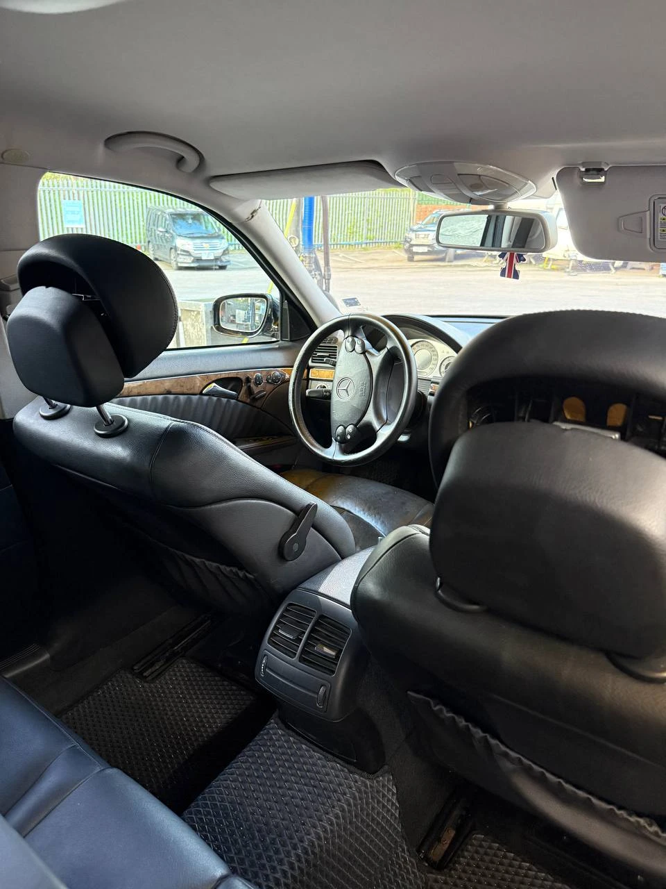 Mercedes-Benz E 280, снимка 6 - Автомобили и джипове - 54164501