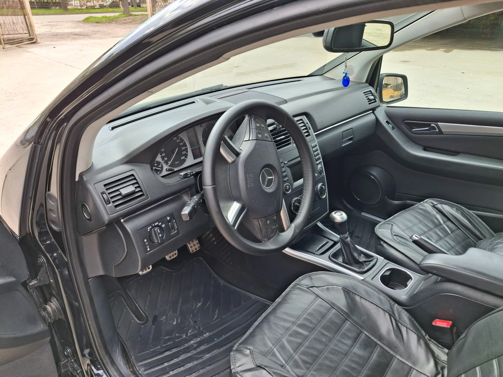 Mercedes-Benz B 180, снимка 7 - Автомобили и джипове - 54345805