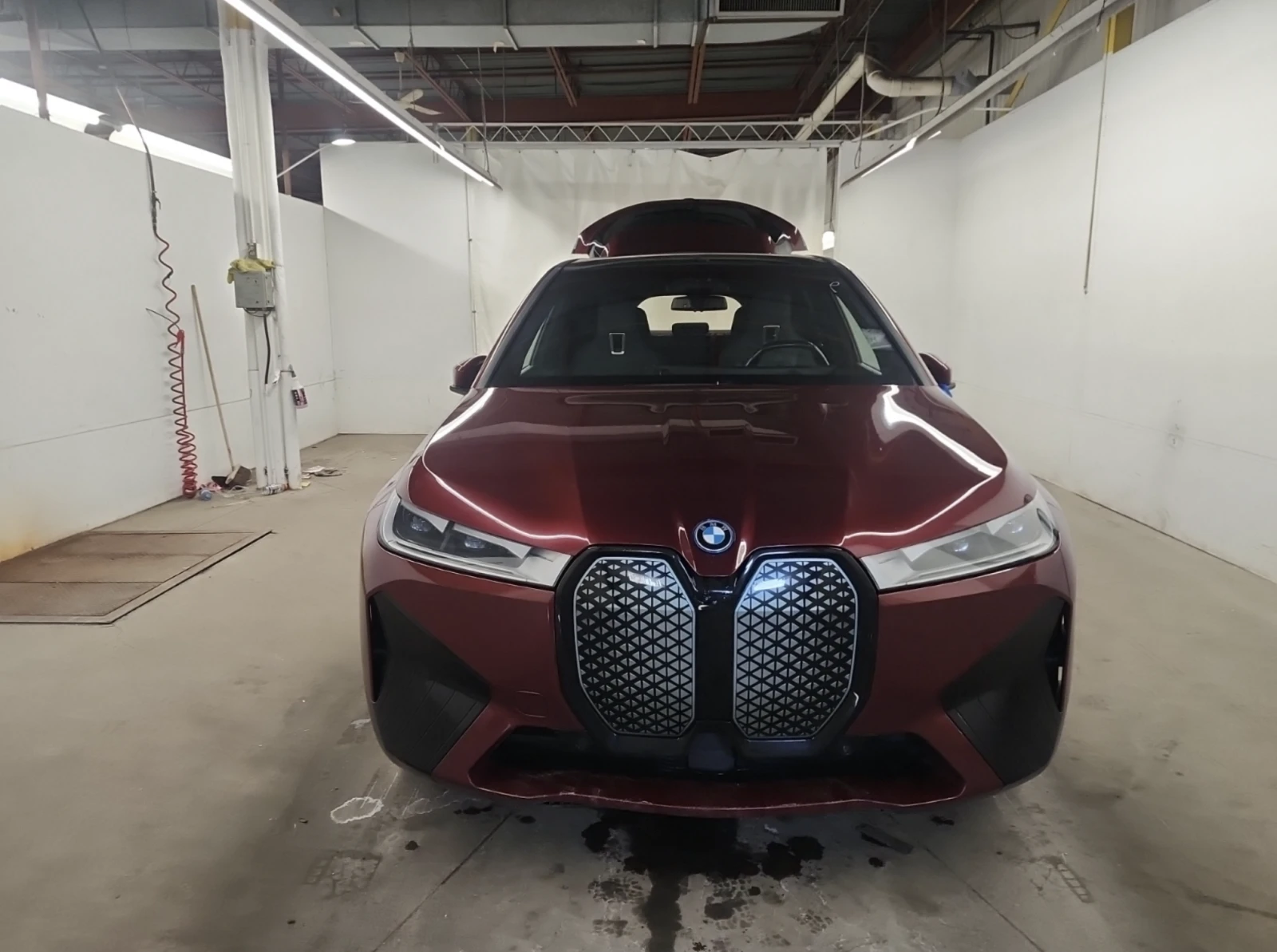 BMW iX 2023 BMW iX XDRIVE50, снимка 2 - Автомобили и джипове - 54639472
