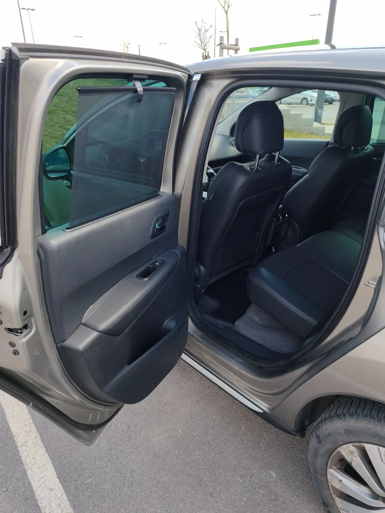 Peugeot 3008 1.6 hdi, снимка 9 - Автомобили и джипове - 54925180