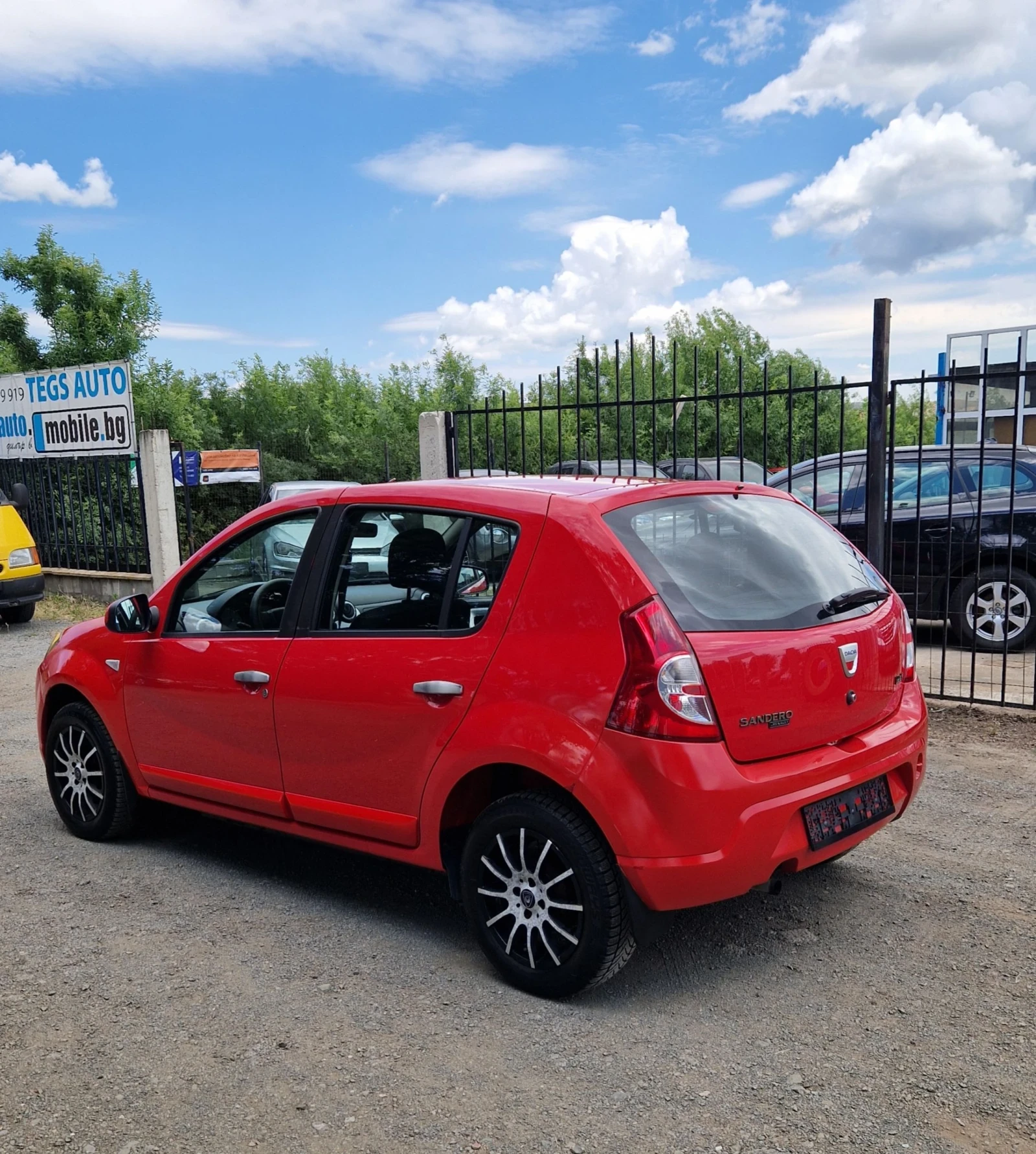 Dacia Sandero 1.2i  | Mobile.bg � ����������� 5