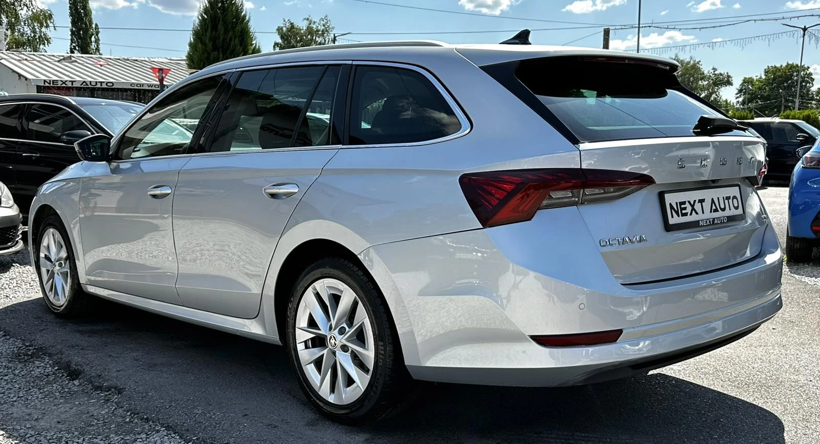 Skoda Octavia 1.5i 131HP G-TEC DIGITAL DISTRONIC LANE ASSIST CAM, снимка 7 - Автомобили и джипове - 55448901