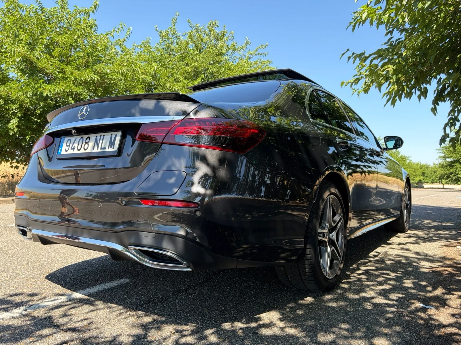 Mercedes-Benz E 300 E AMG -pack  Facelift , снимка 8 - Автомобили и джипове - 55657402