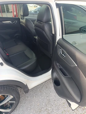 Nissan Qashqai 1.2 i* 097 000 KM* FULL EXTRA* COC* KTEO* Pano* 36, снимка 15