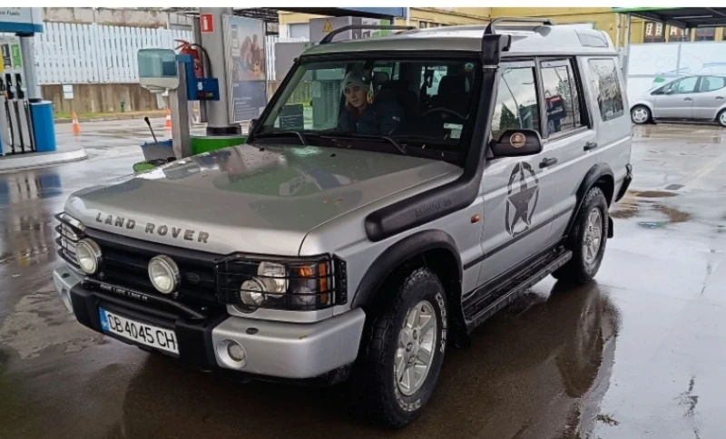 Land Rover Discovery, снимка 14 - Автомобили и джипове - 49359306