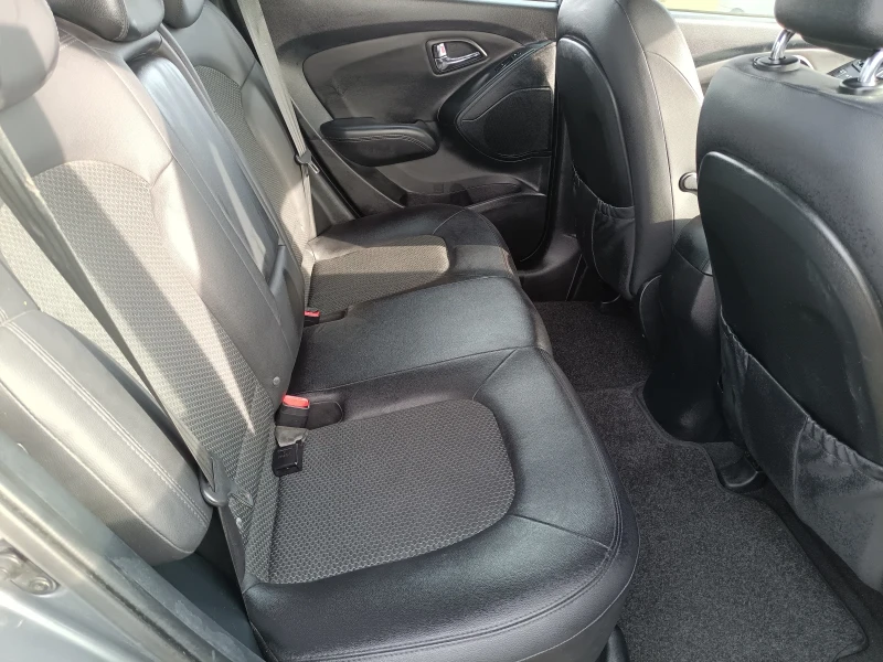 Hyundai IX35 1.7 Италия сервизна история , снимка 10 - Автомобили и джипове - 52830379