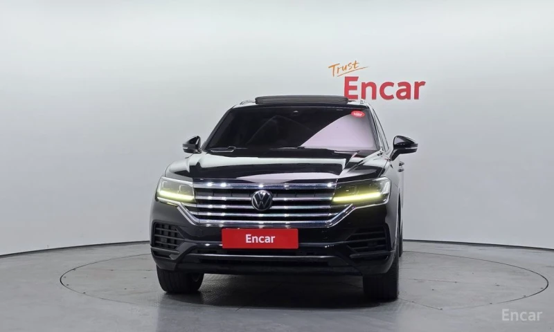 VW Touareg, снимка 3 - Автомобили и джипове - 53141607