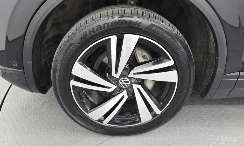 VW Touareg, снимка 5 - Автомобили и джипове - 53141607