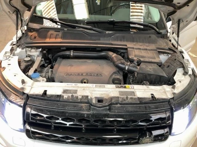 Land Rover Evoque 2.2 Dynamic, снимка 9 - Автомобили и джипове - 56426432