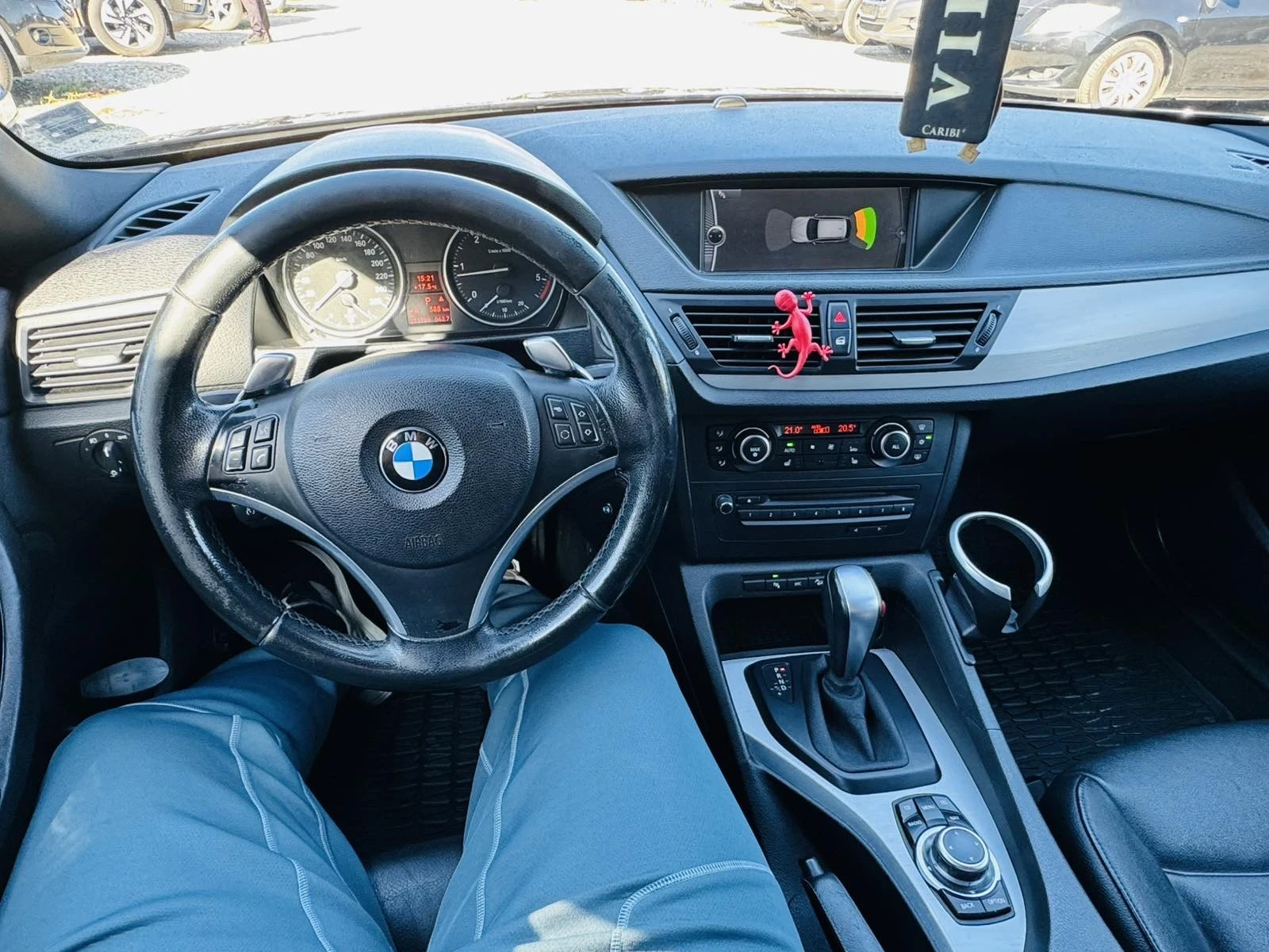 BMW X1 2.3D Xdrive - изображение 9