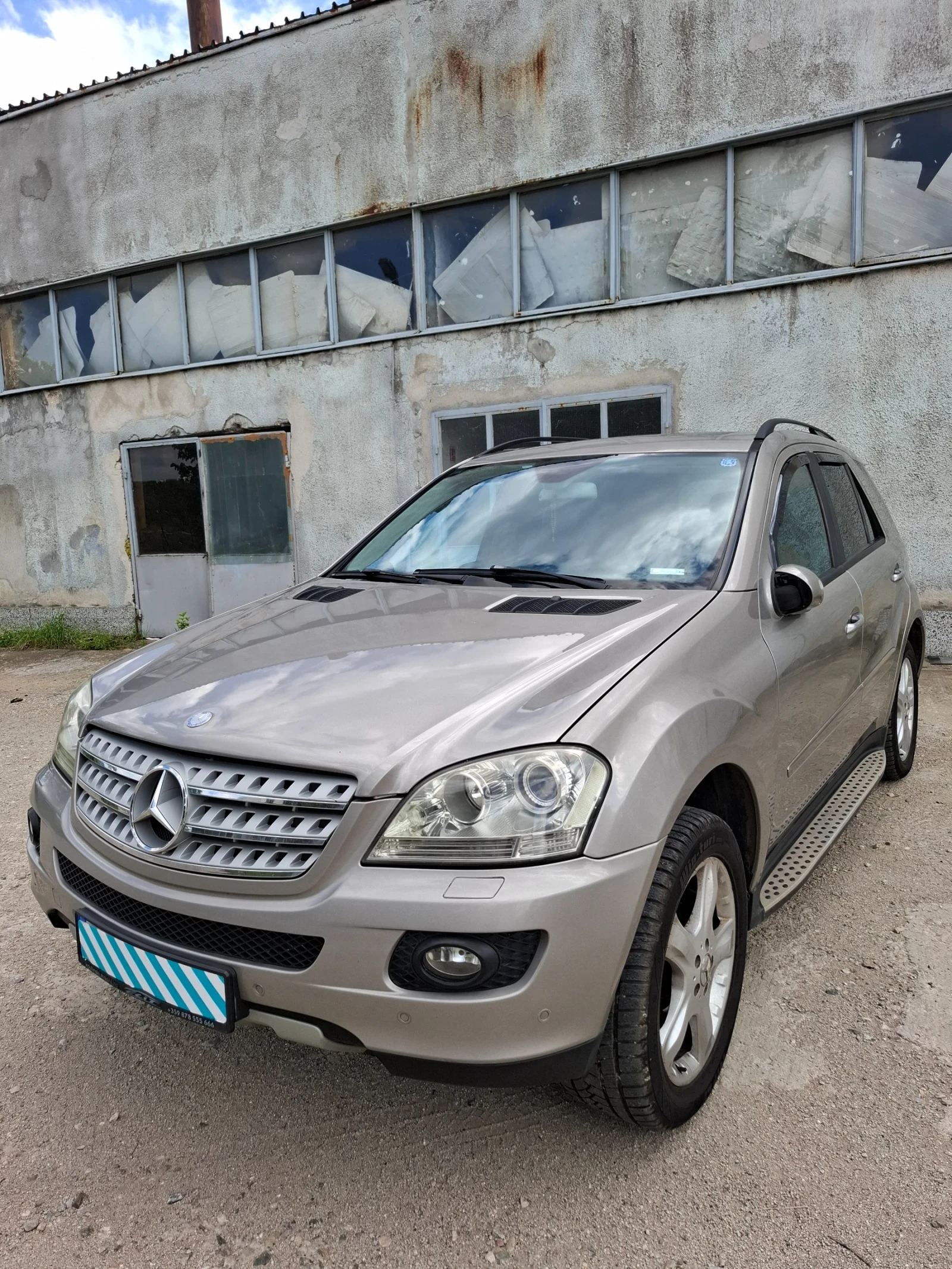 Mercedes-Benz ML 500  - изображение 4