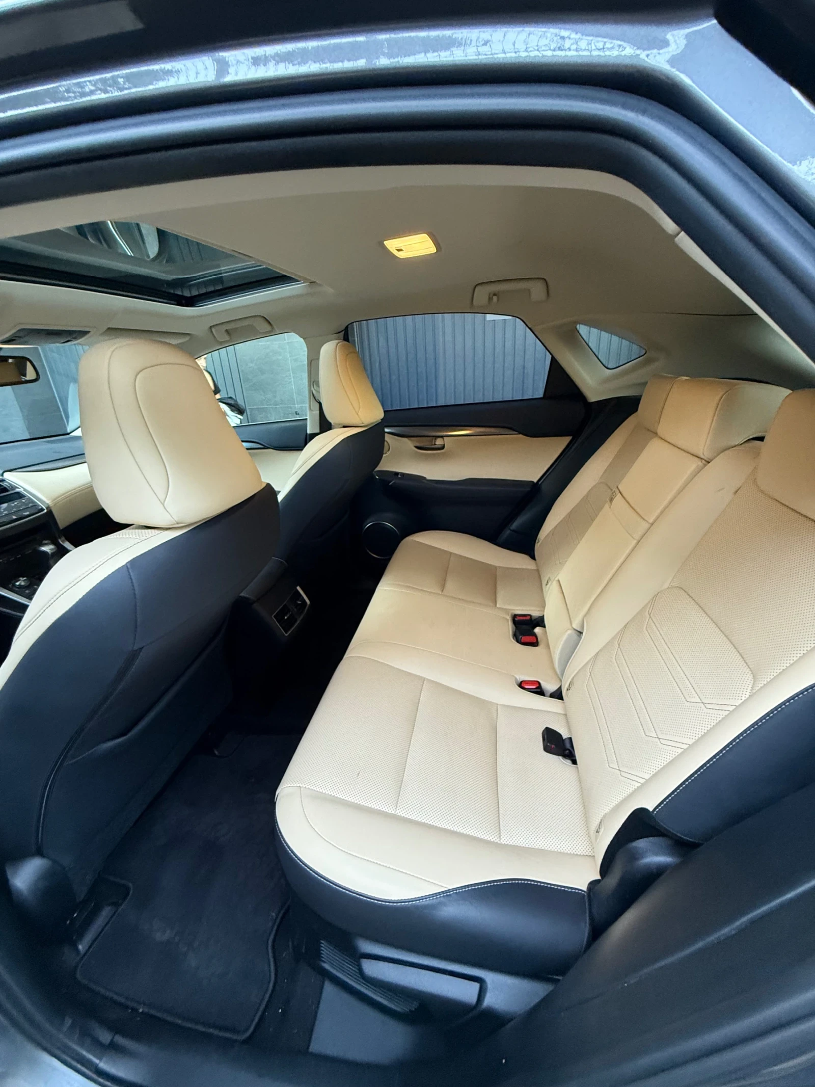 Lexus NX 300h 83.000км Гаранция до 2028 - изображение 8