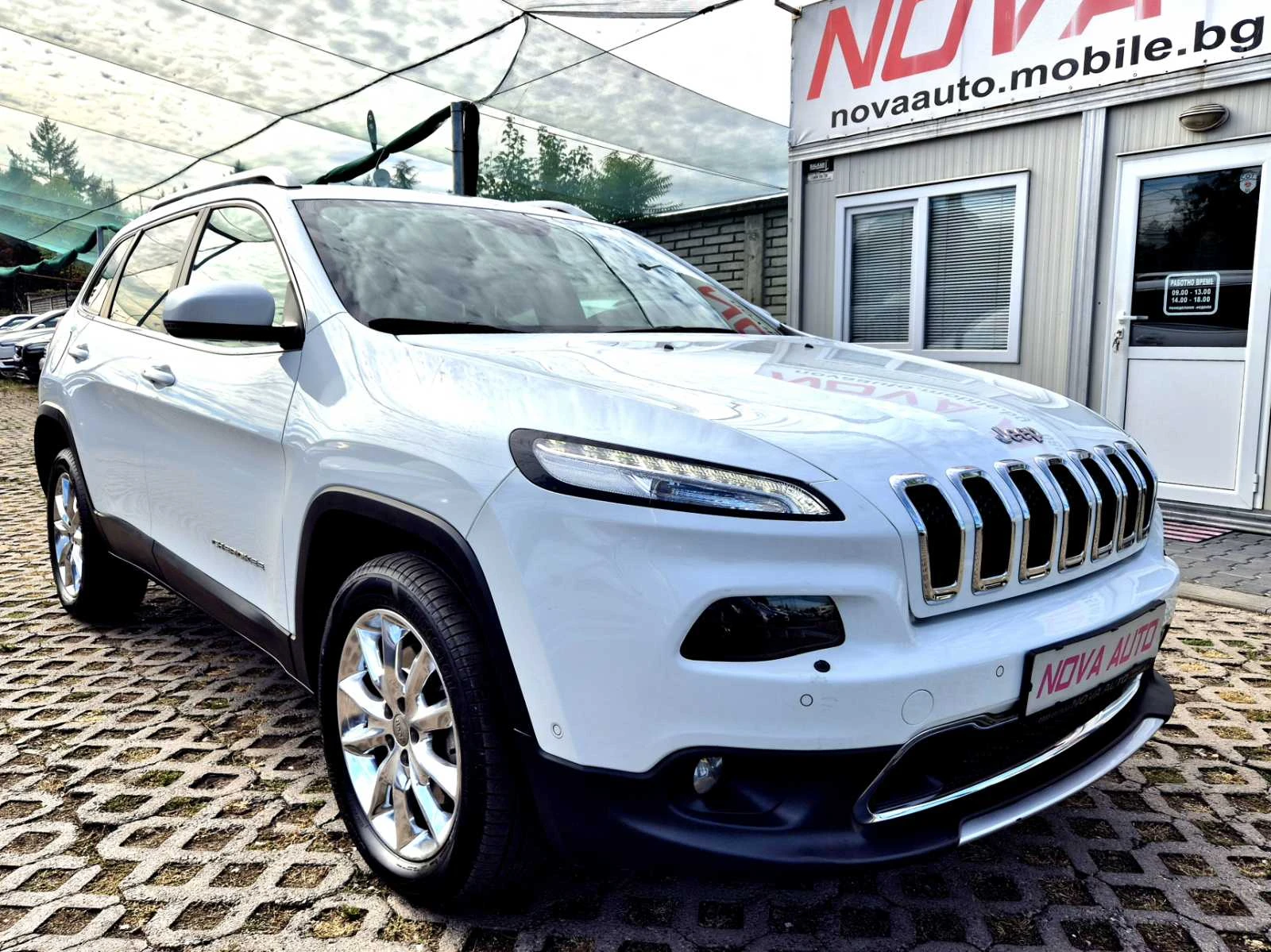 Jeep Cherokee 2.0D-LIMITED-AUTOMATIC - изображение 5