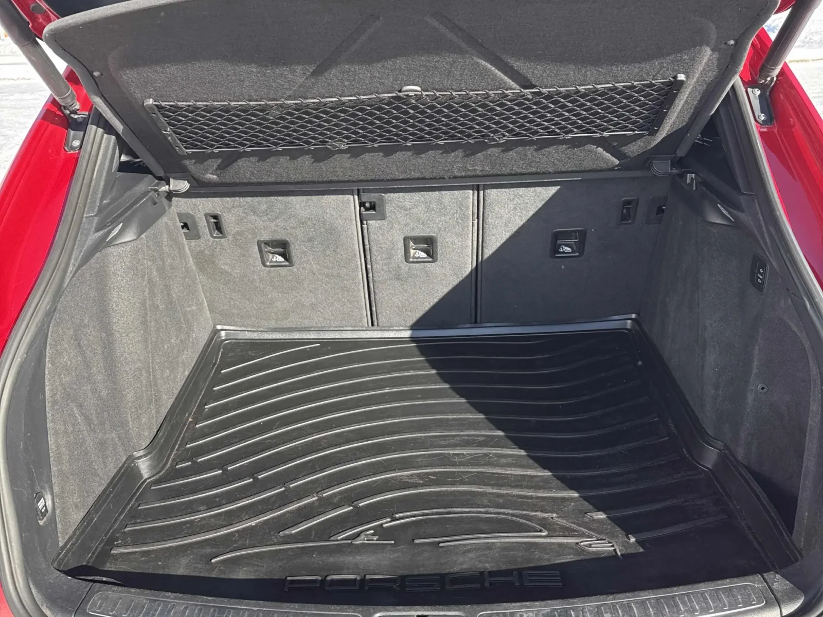 Porsche Macan GTS* PANOROOF* PREMIUM-SOUND* KEYLESS*  | Mobile.bg � ����������� 11