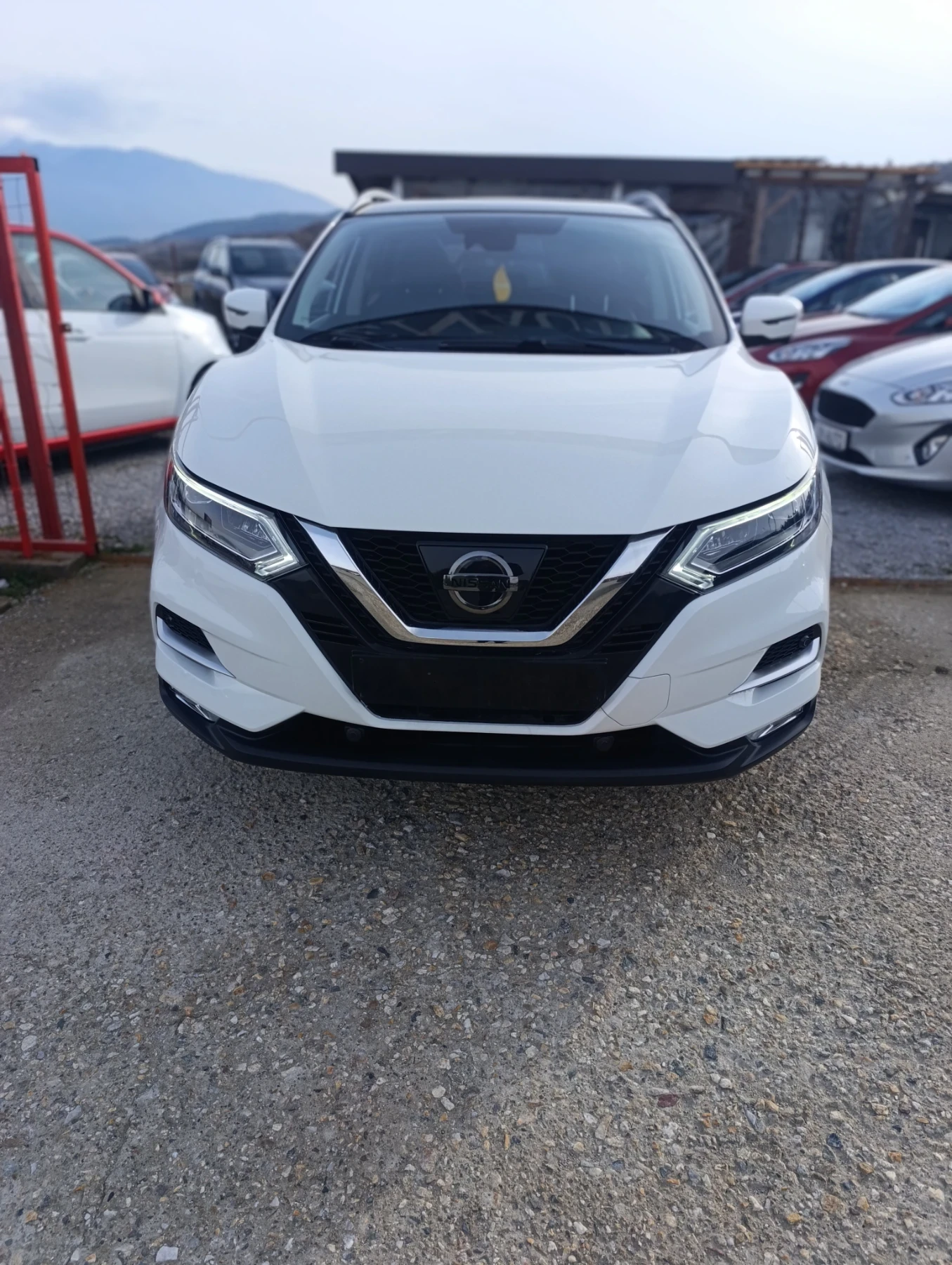 Nissan Qashqai 1.2 i* 097 000 KM* FULL EXTRA* COC* KTEO* Pano* 36 | Mobile.bg � ����������� 1