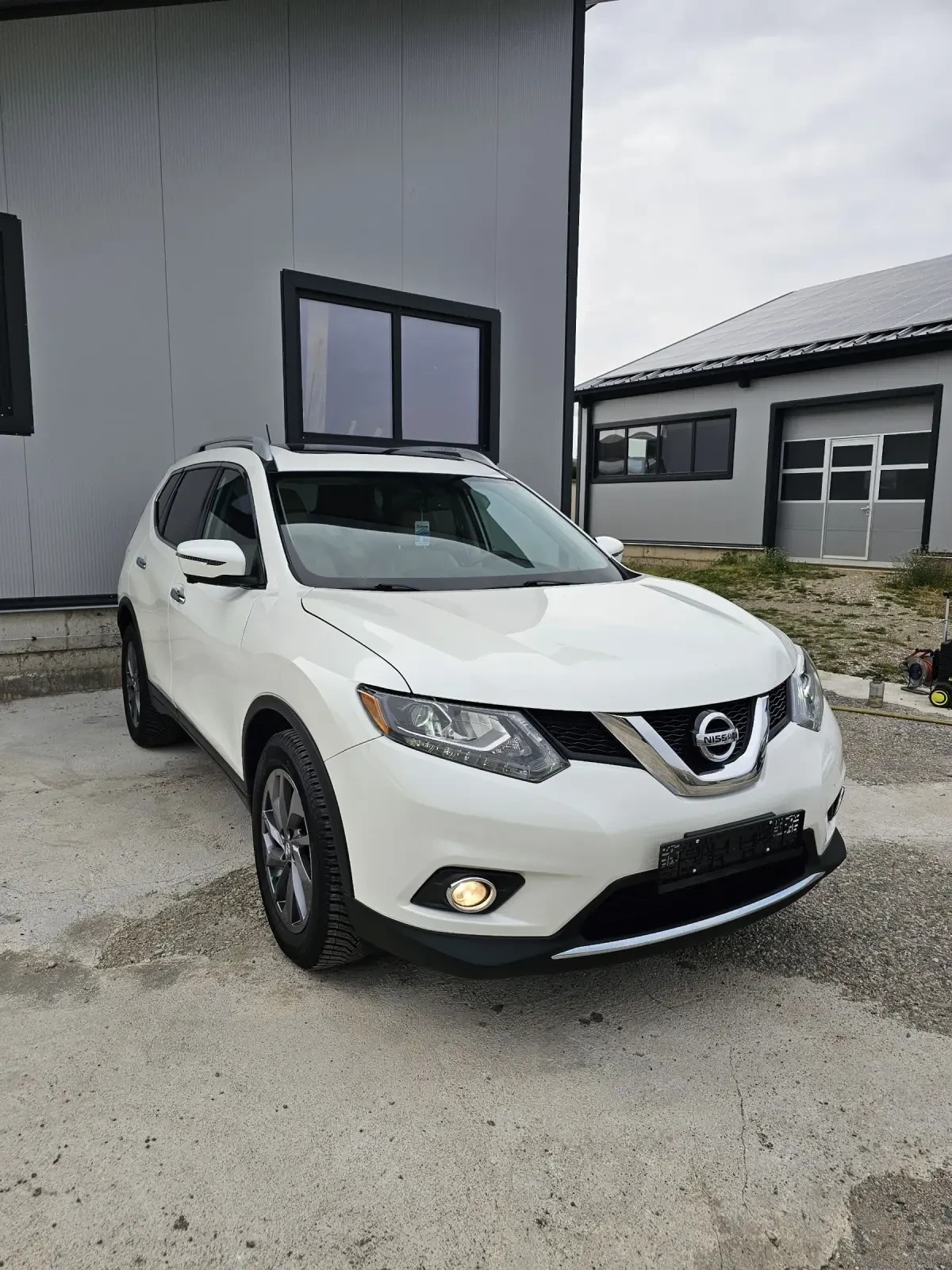 Nissan X-trail Rogue SL AWD 360 Камери Панорама KeyLess , снимка 2 - Автомобили и джипове - 54209022